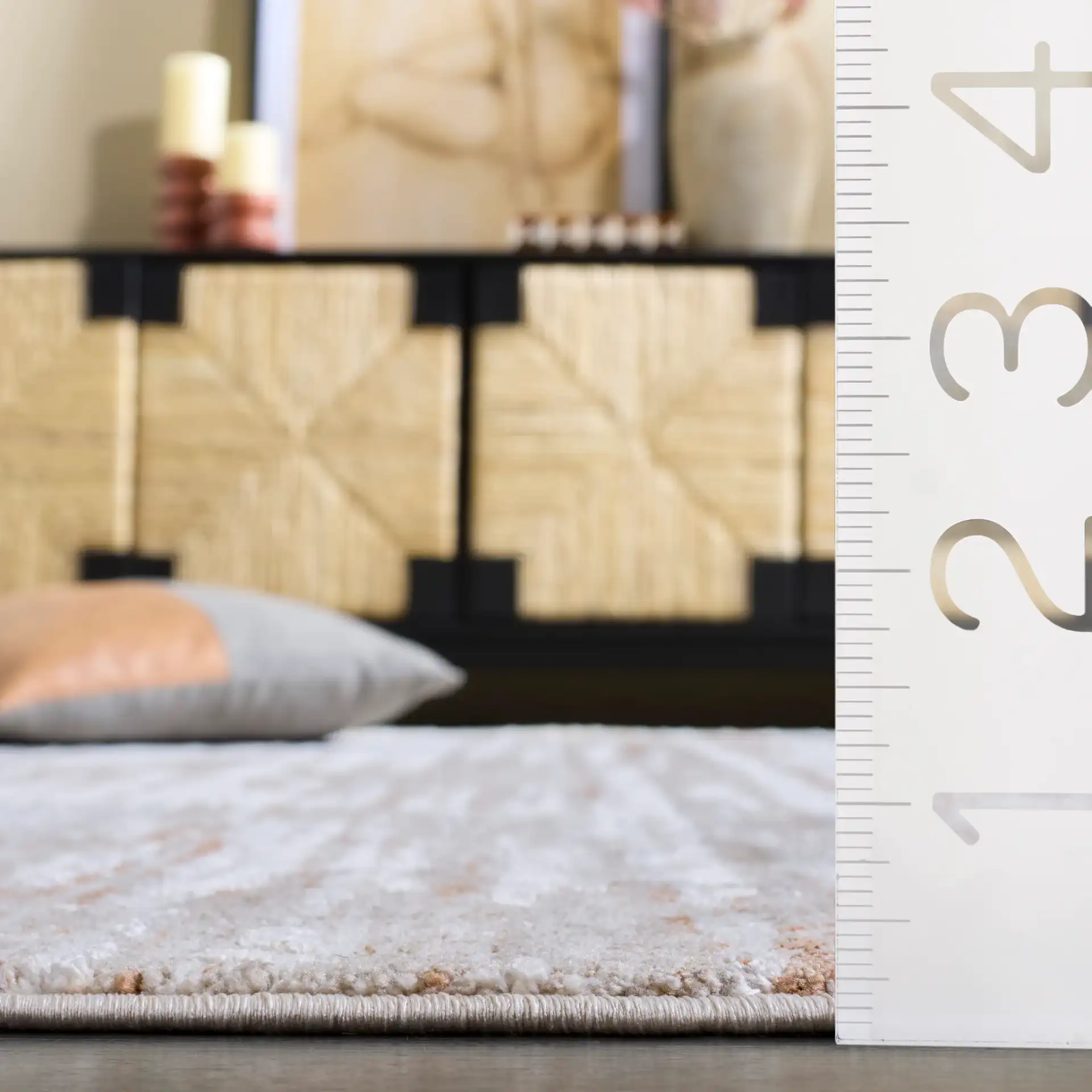 Kendal Modern Rug in Ivory / Gray Rust in a styled room