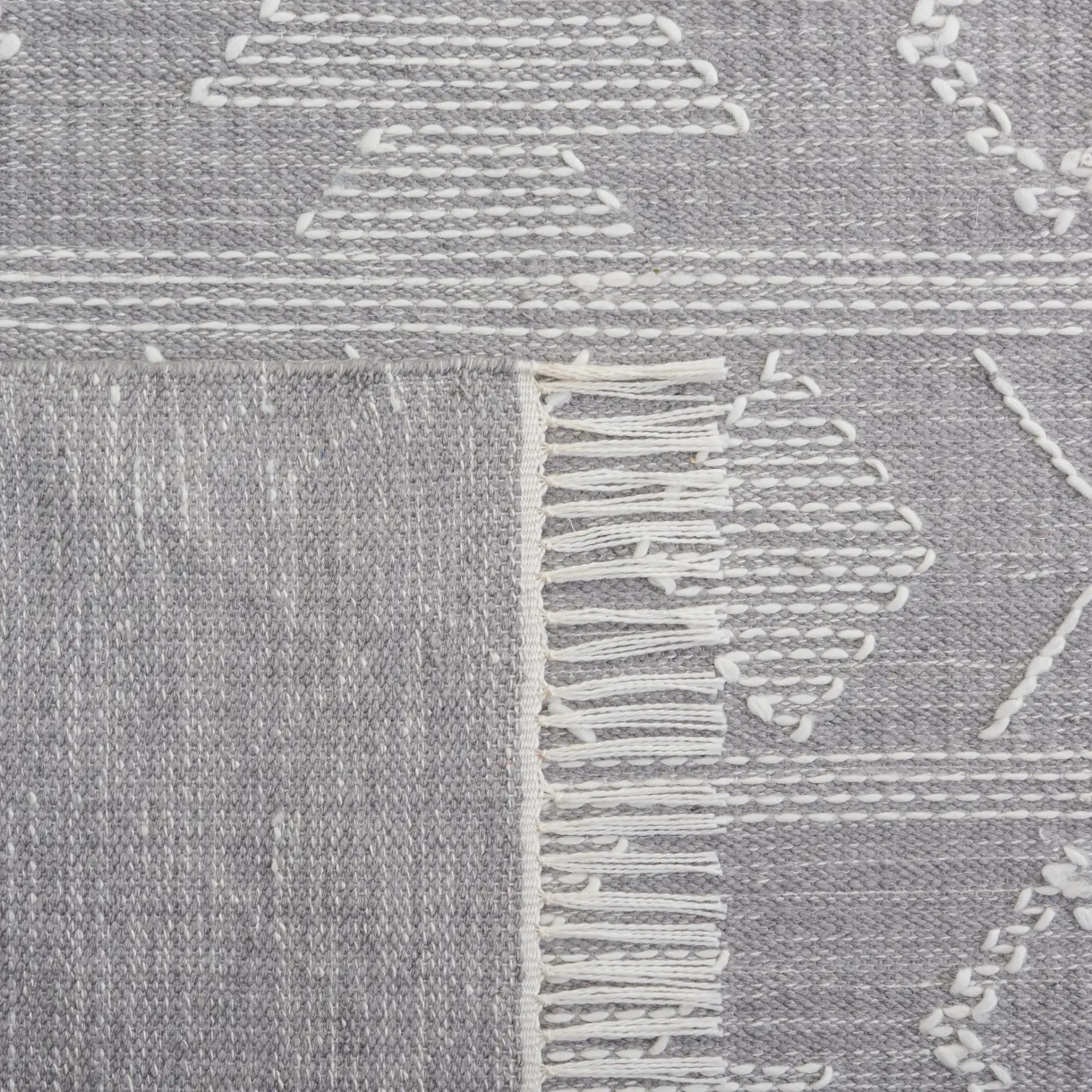 Kilim Banded Tribal Flatweave Rug in Gray / Ivory in a styled room