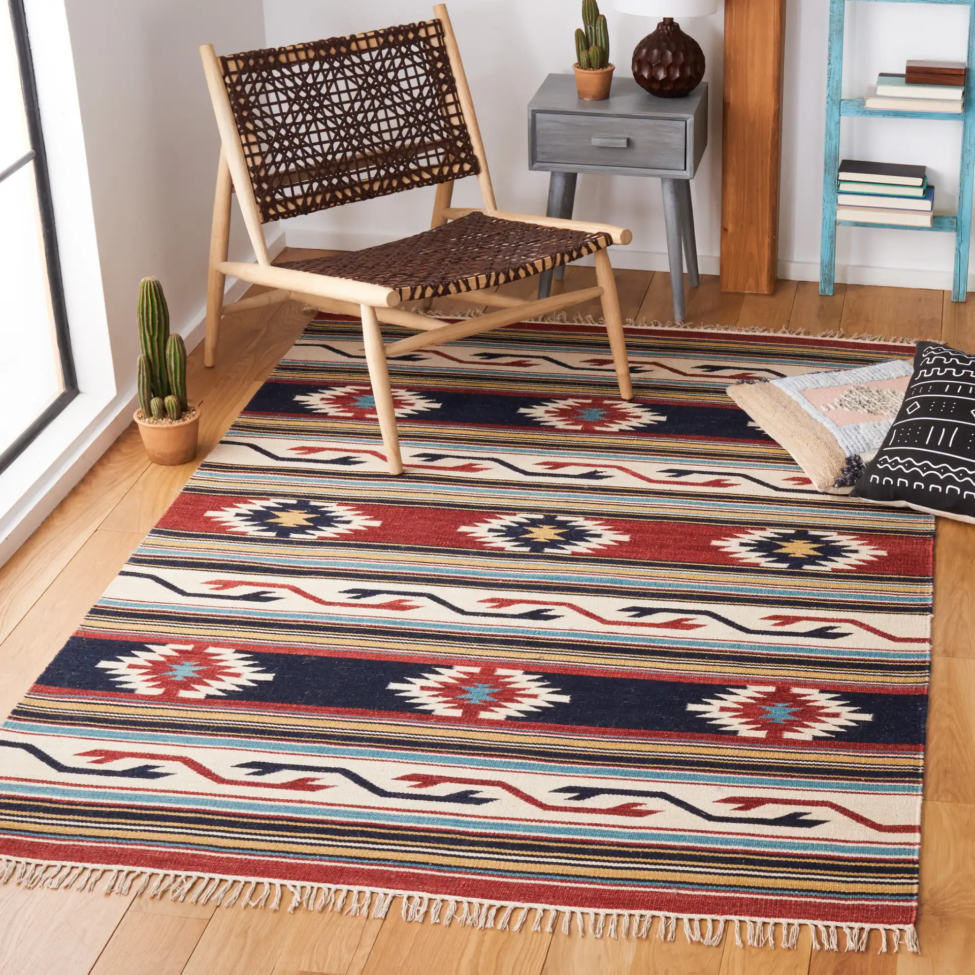 Kilim Banded Diamond Flatweave Wool Rug in Ivory / Rust in a styled room