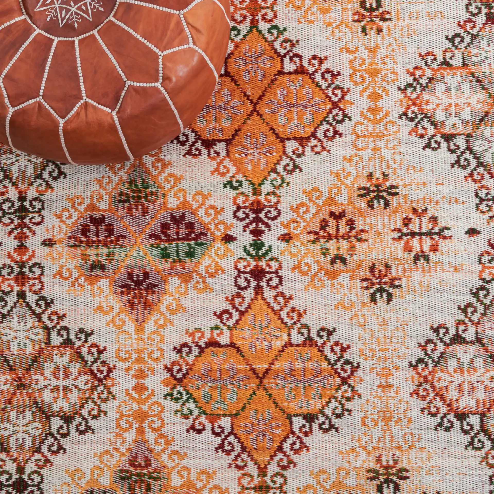 Kilim Tribal Trellis Flatweave Wool Rug in Ivory / Gold in a styled room