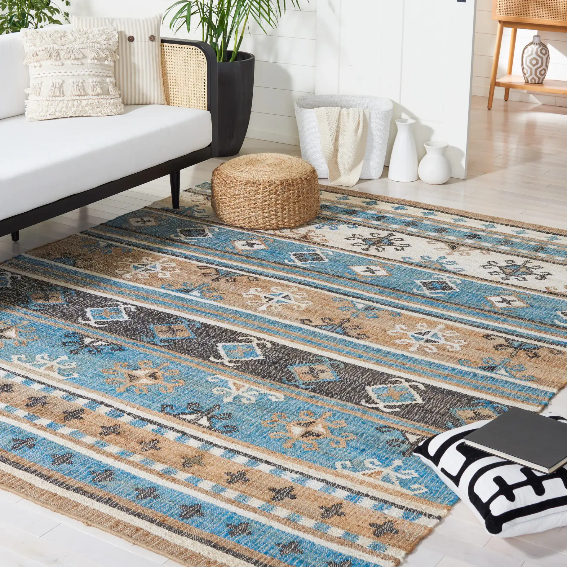 Kilim Banded Flatweave Jute Rug in Blue / Ivory in a styled room