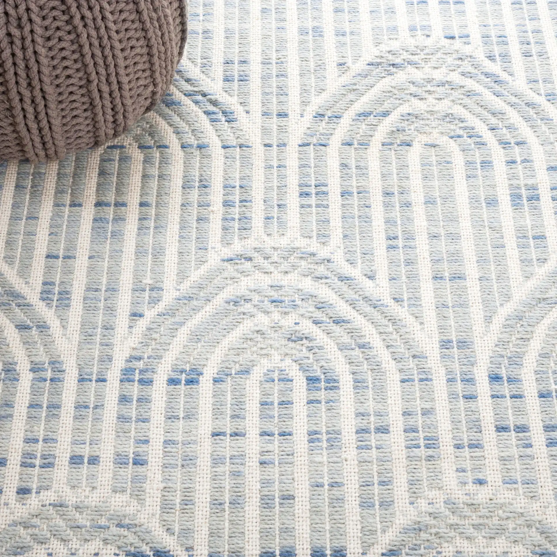 Kilim Arch Hand-Woven Wool Rug in Blue / Ivory in a styled room