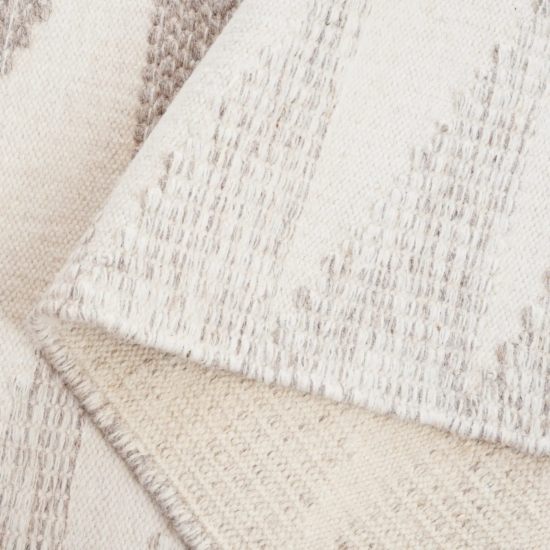 Kilim Scandinavian Tribal Flatweave Wool Rug in Gray / Ivory in a styled room