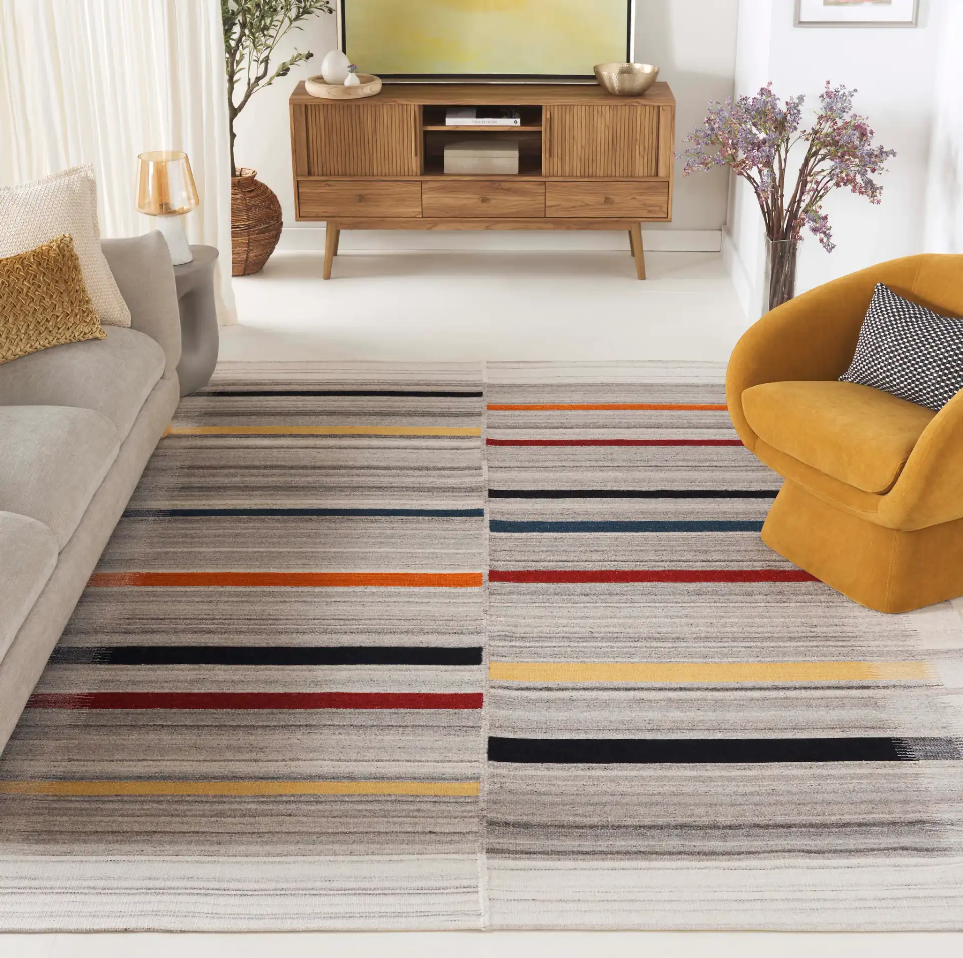 Kilim Offset Stripe Flatweave Wool Rug in Ivory / Gray in a styled room
