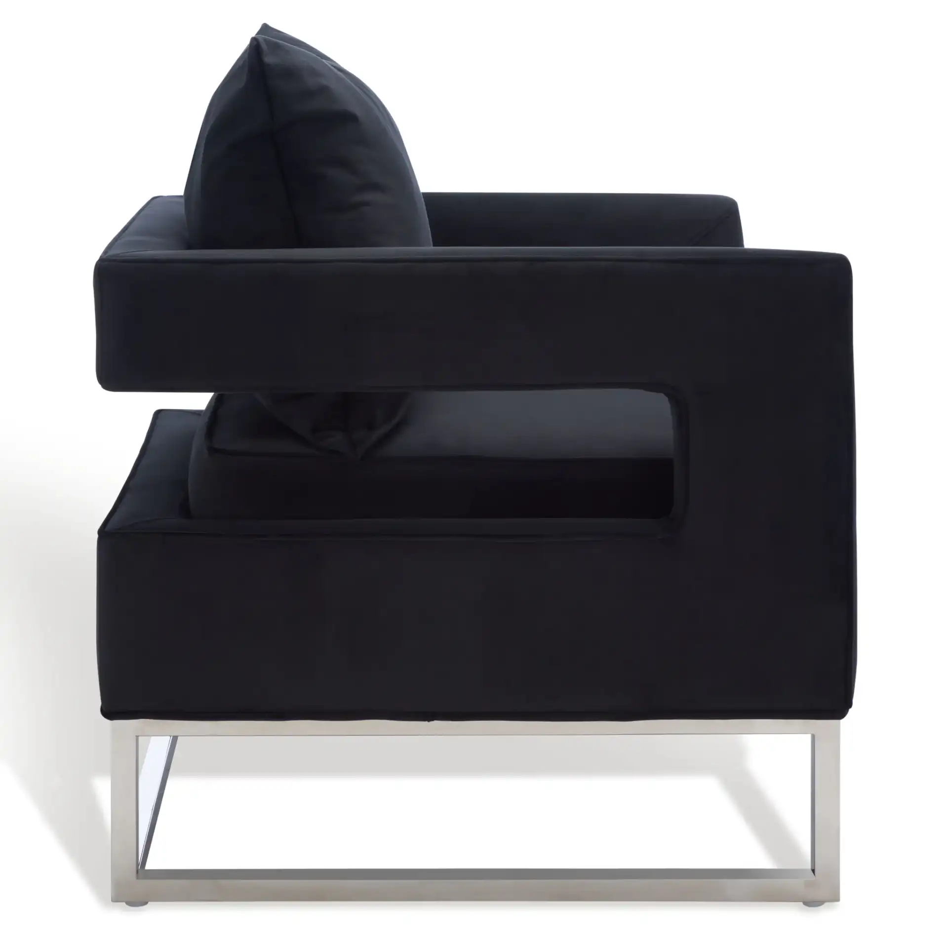 Olivya Club Chair in Black, detail view