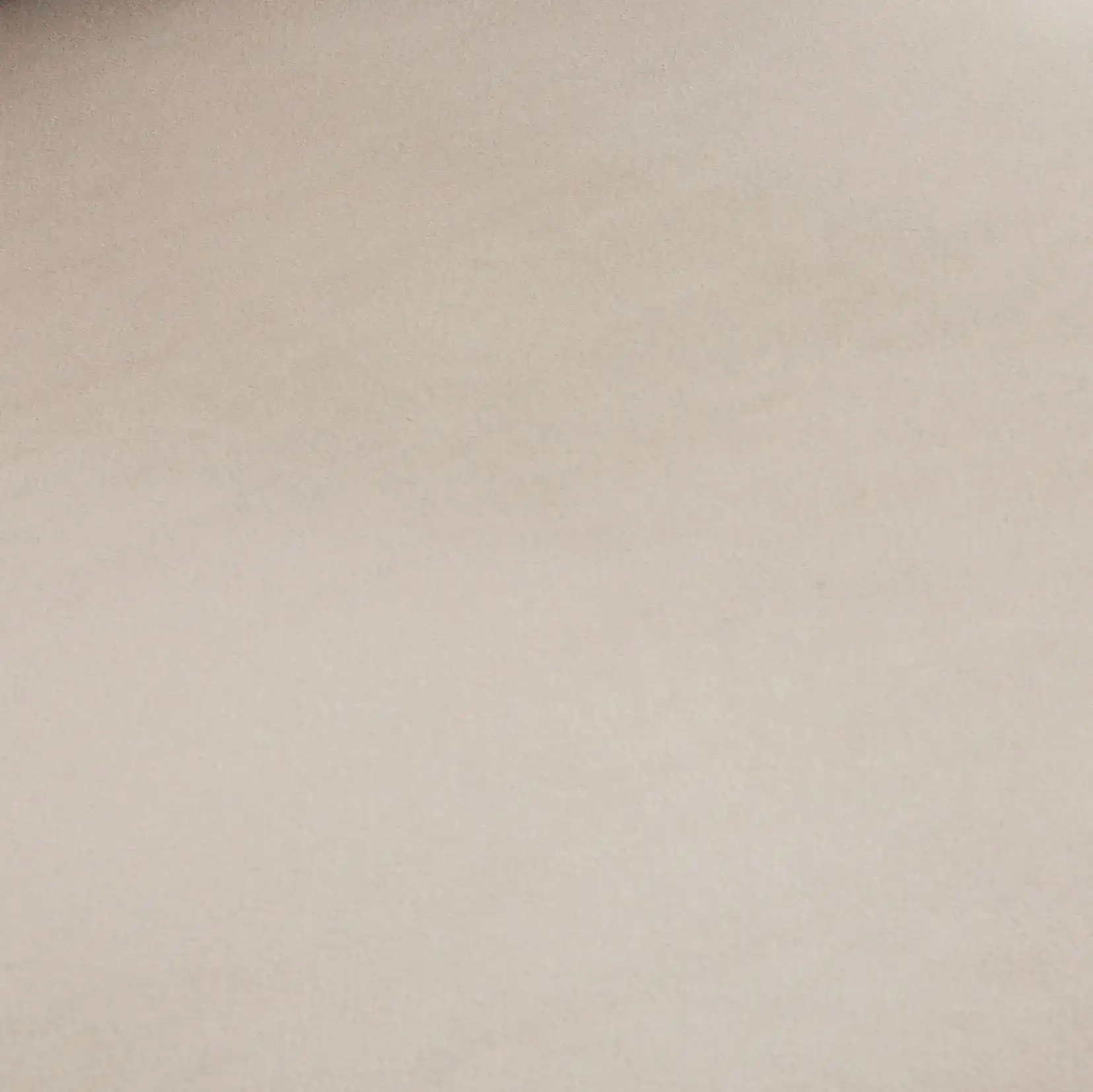Taraji Barstool in Giotto Black, detail view