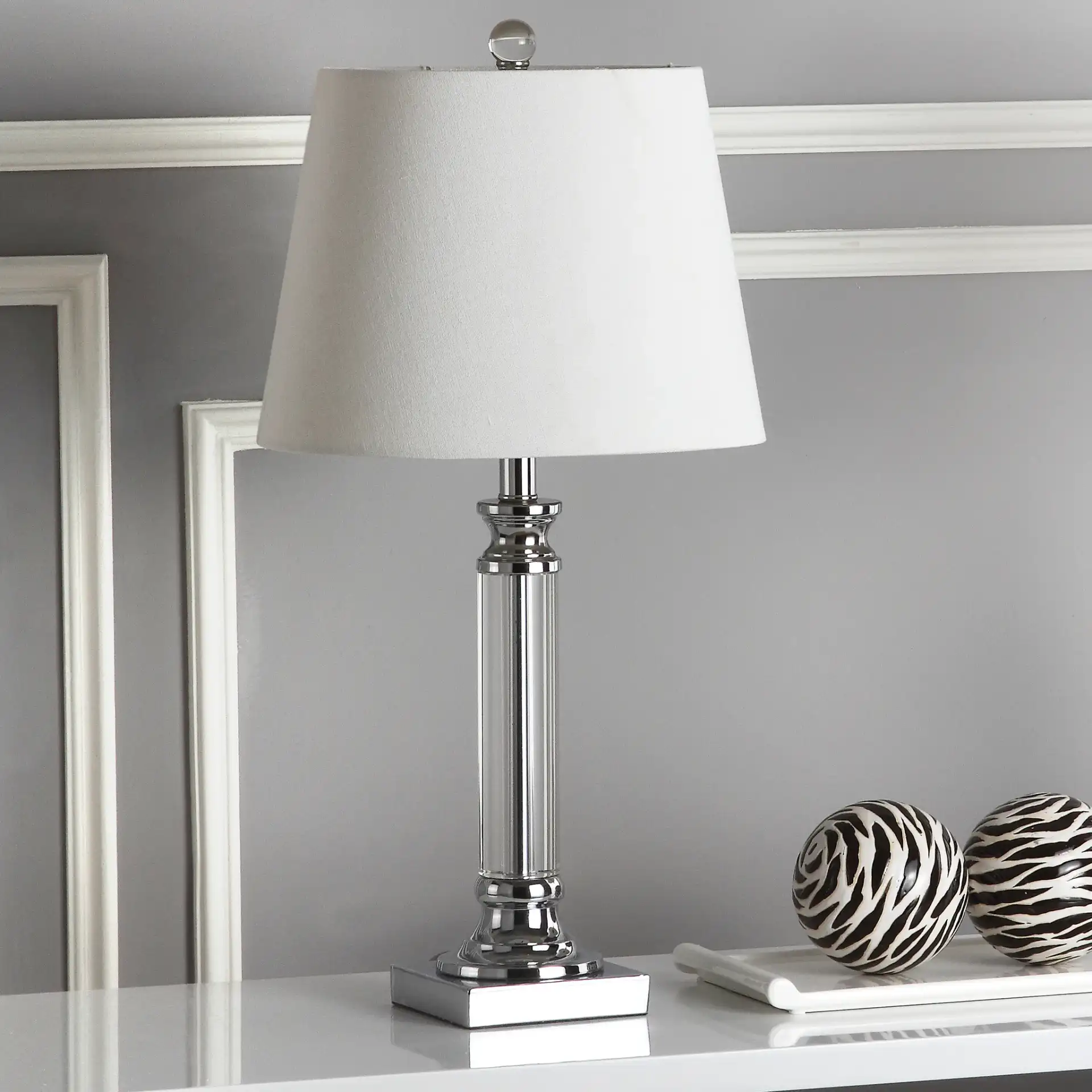 Zara Crystal Table Lamp (Set Of 2) in Clear in a styled room
