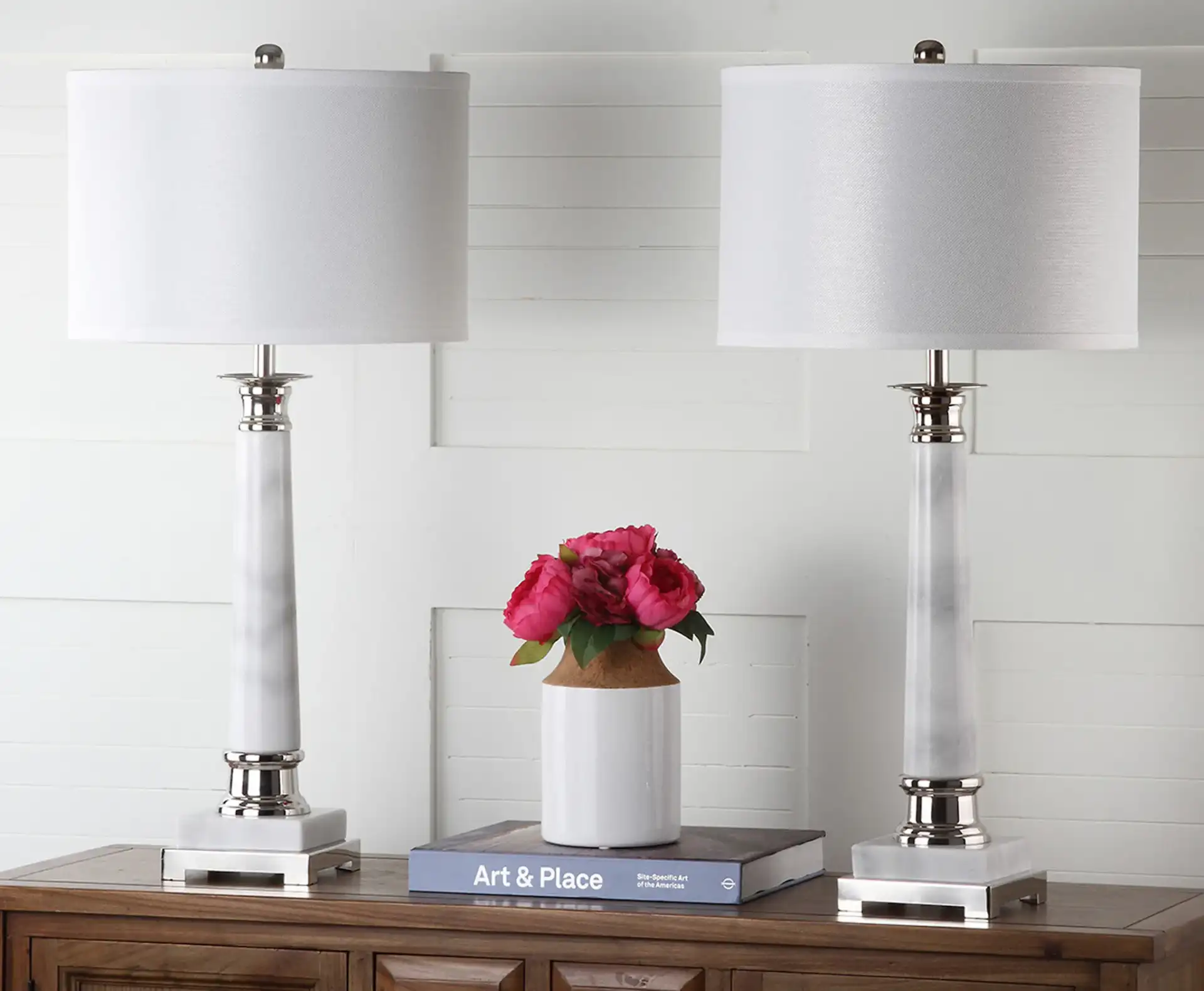 Colleen Table Lamp (Set of 2) in White, detail view