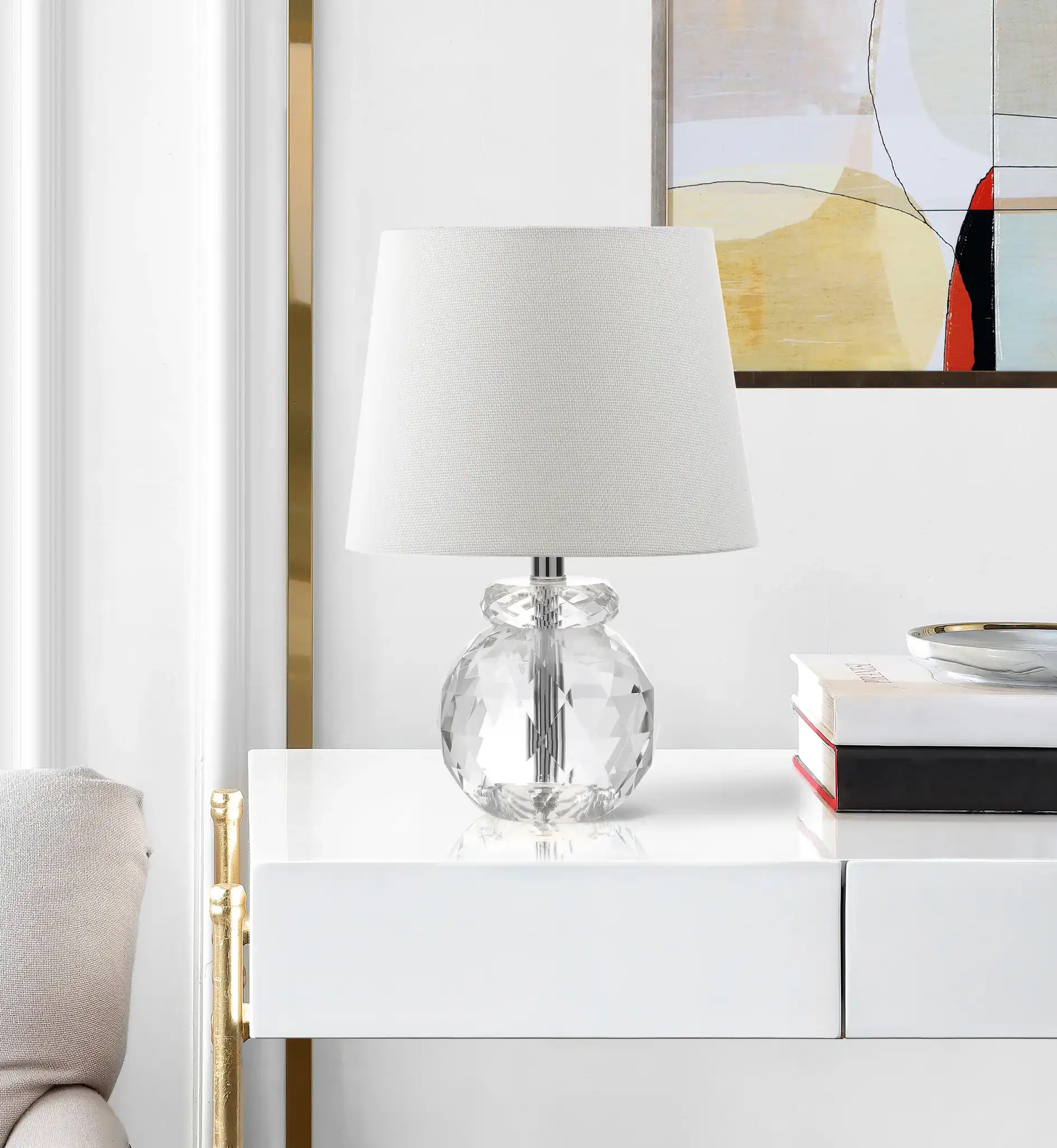 Eunice Table Lamp in Clear / Off-White, detail view