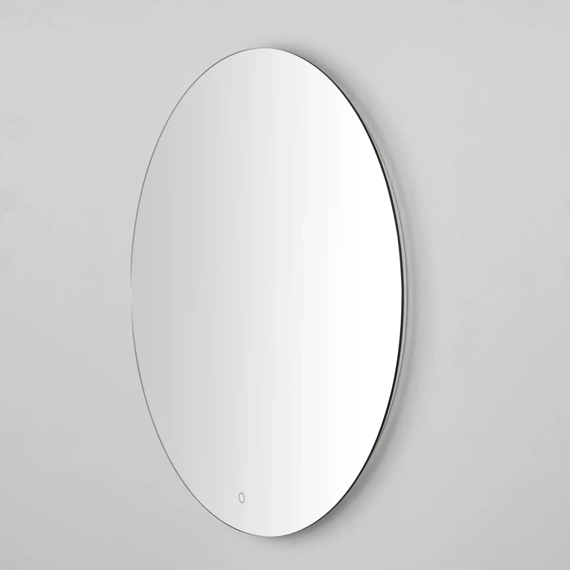 Ashden 36" Led Mirror in Silver, detail view