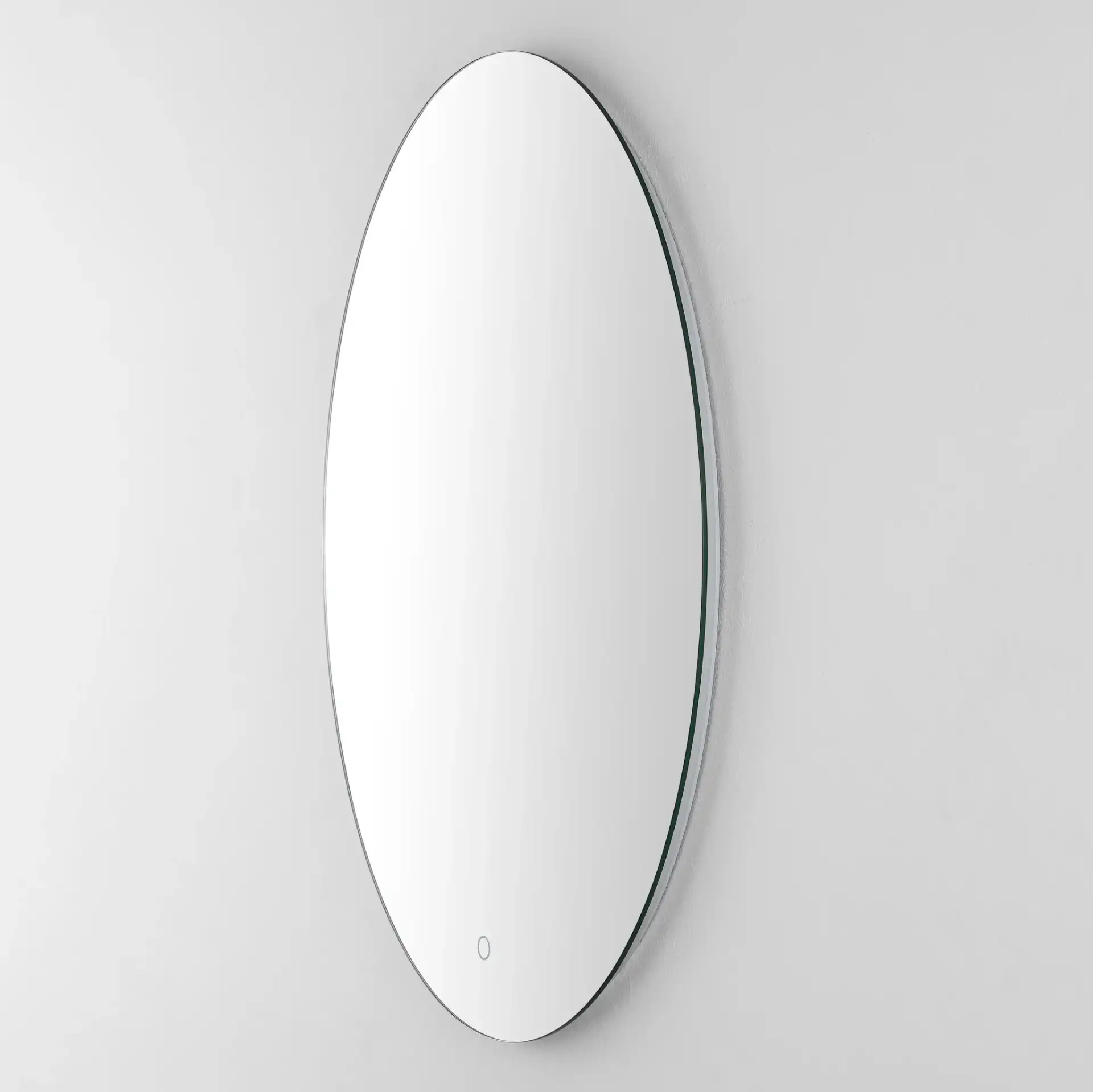 Nolan 24" Led Mirror in White, detail view