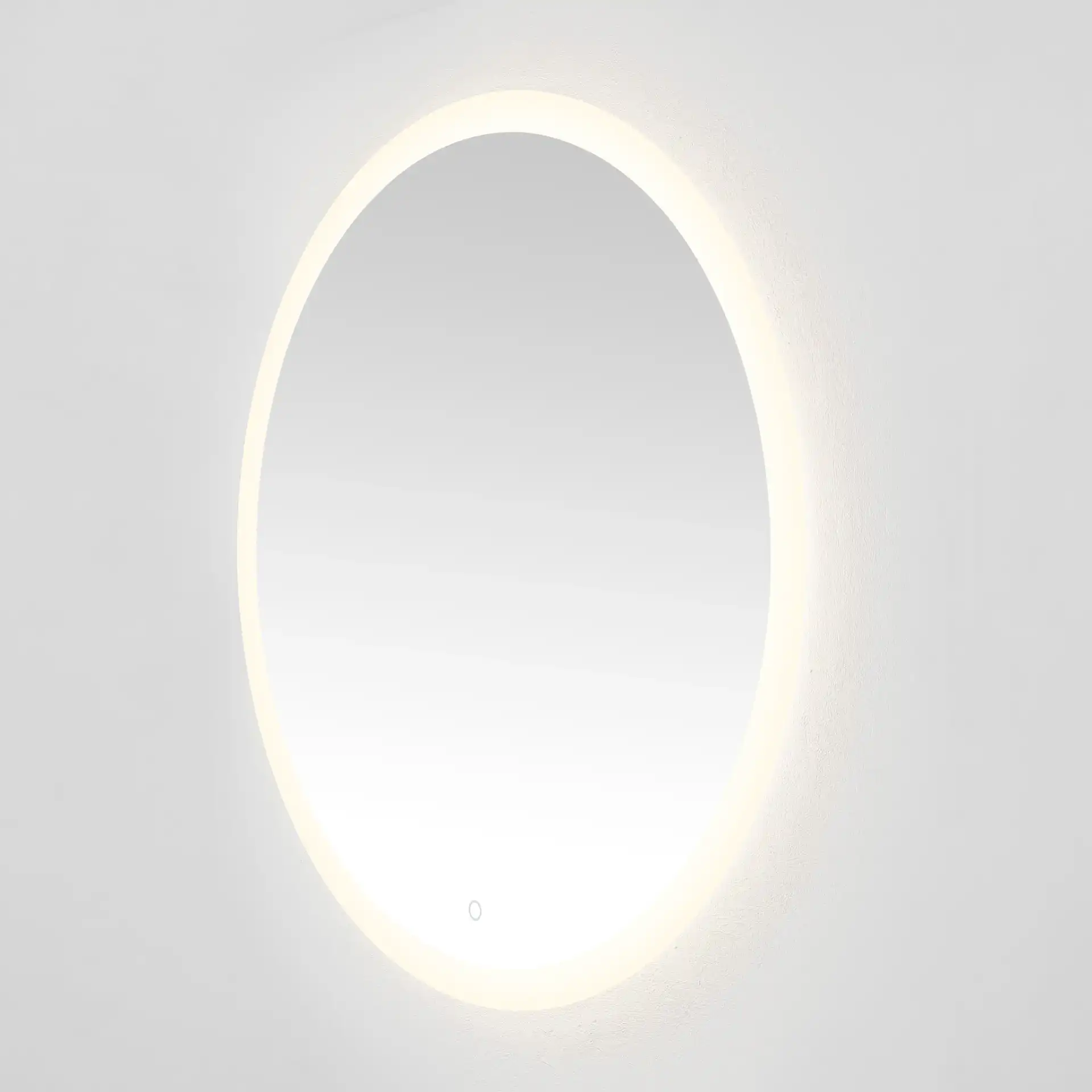 Whit 36" Led Mirror in Silver / White, detail view