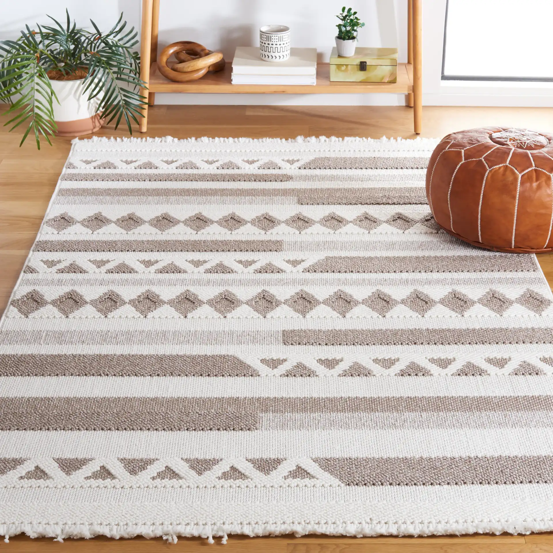 Lotus Banded Diamond Rug in Ivory / Beige in a styled room