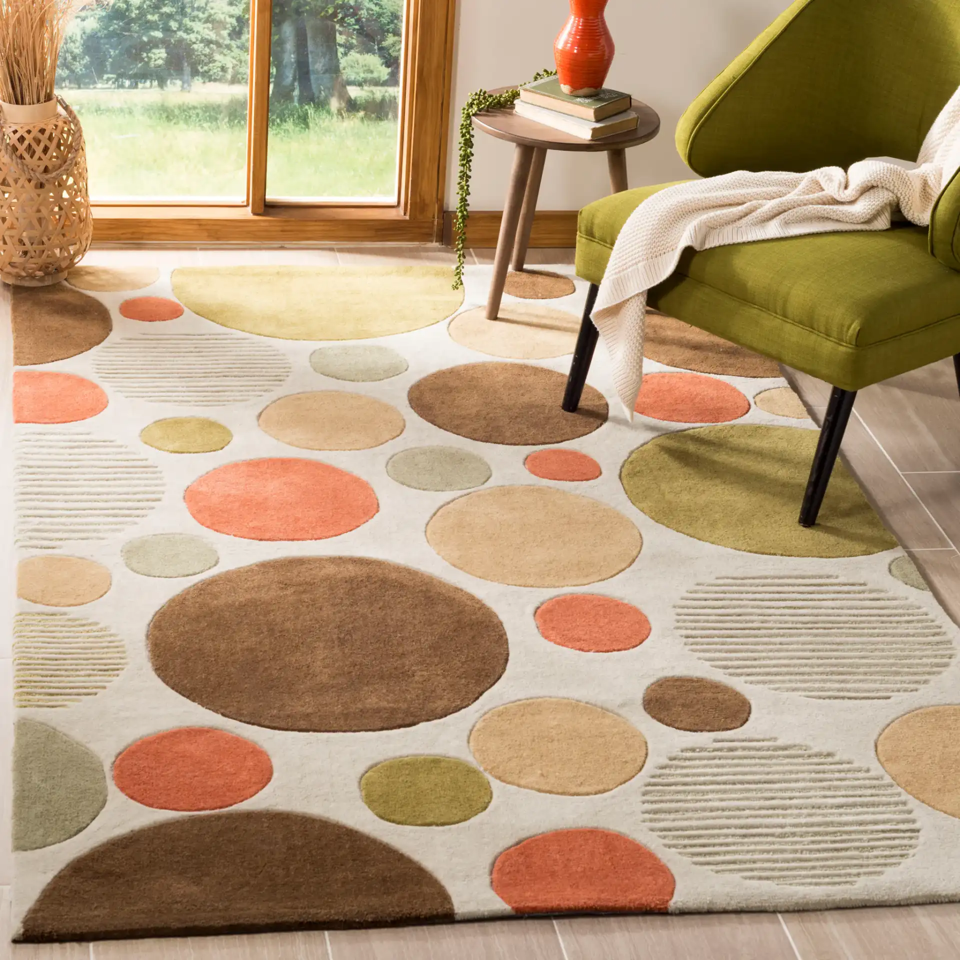 Modern Art Scattered Circles Hand-Tufted Rug in Ivory / Multicolor in a styled room