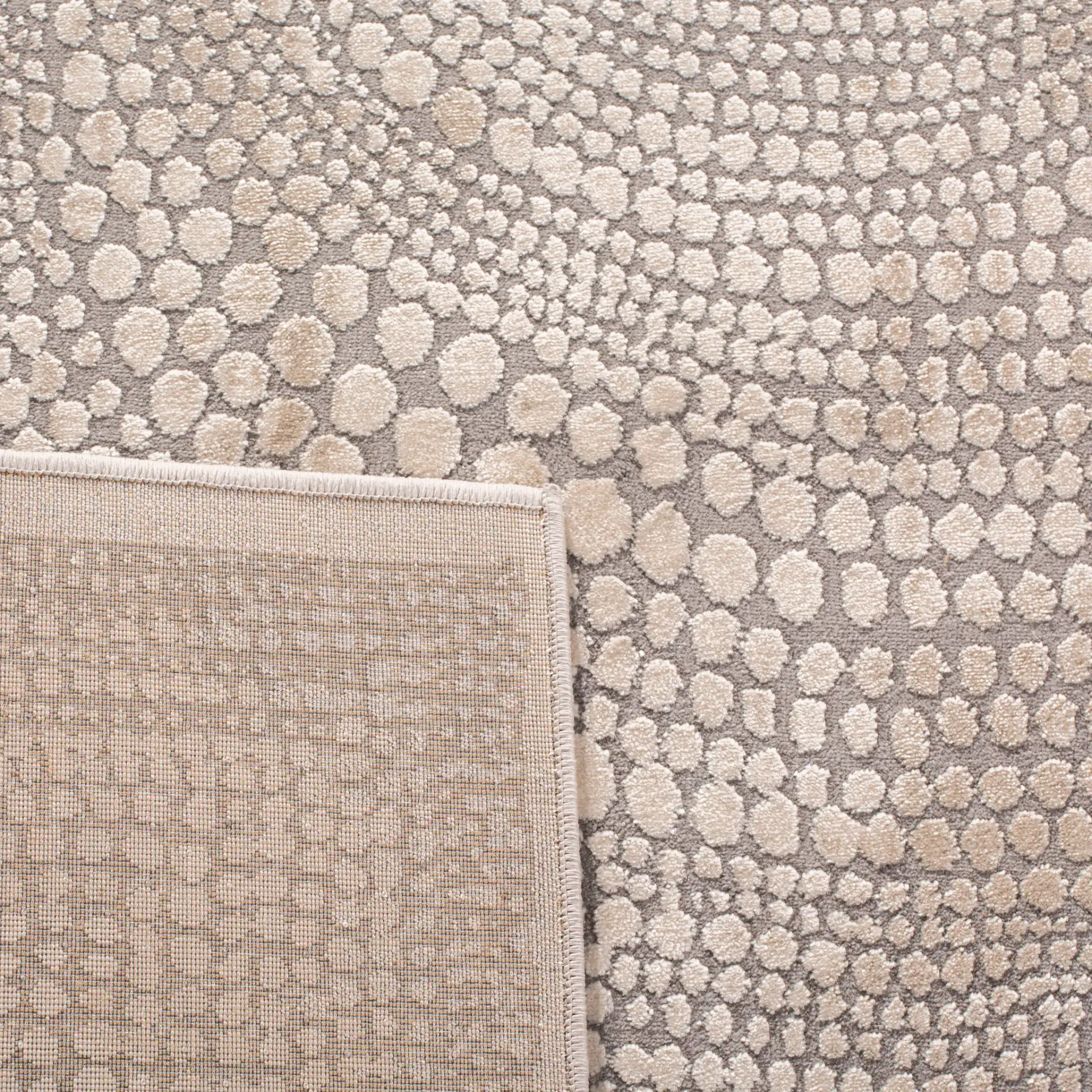 Meadow Circular Mosaic Rug in Meadow Circular Mosaic Rug in a styled room