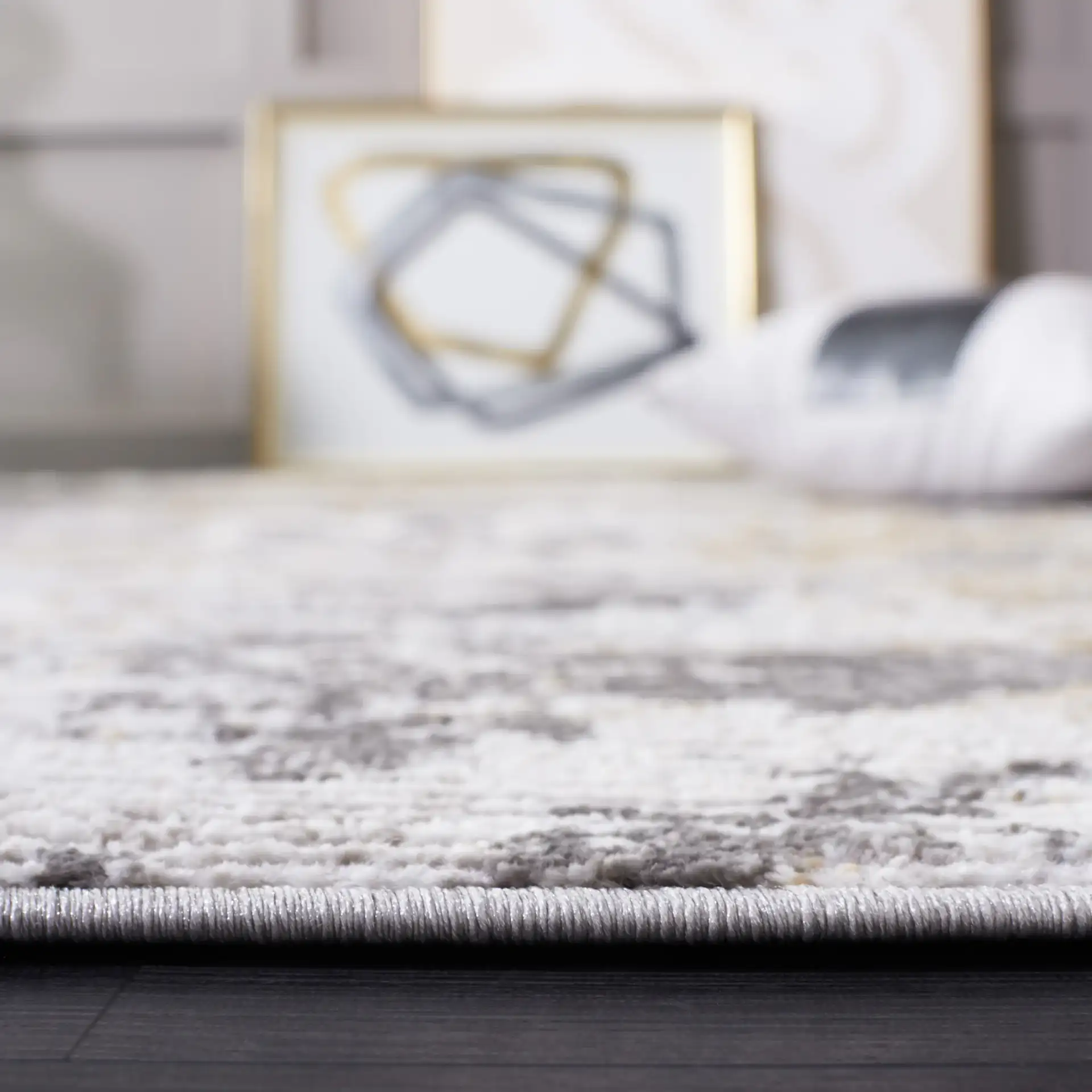 Meadow Elysian Marble Rug in Light Gray / Dark Gray in a styled room
