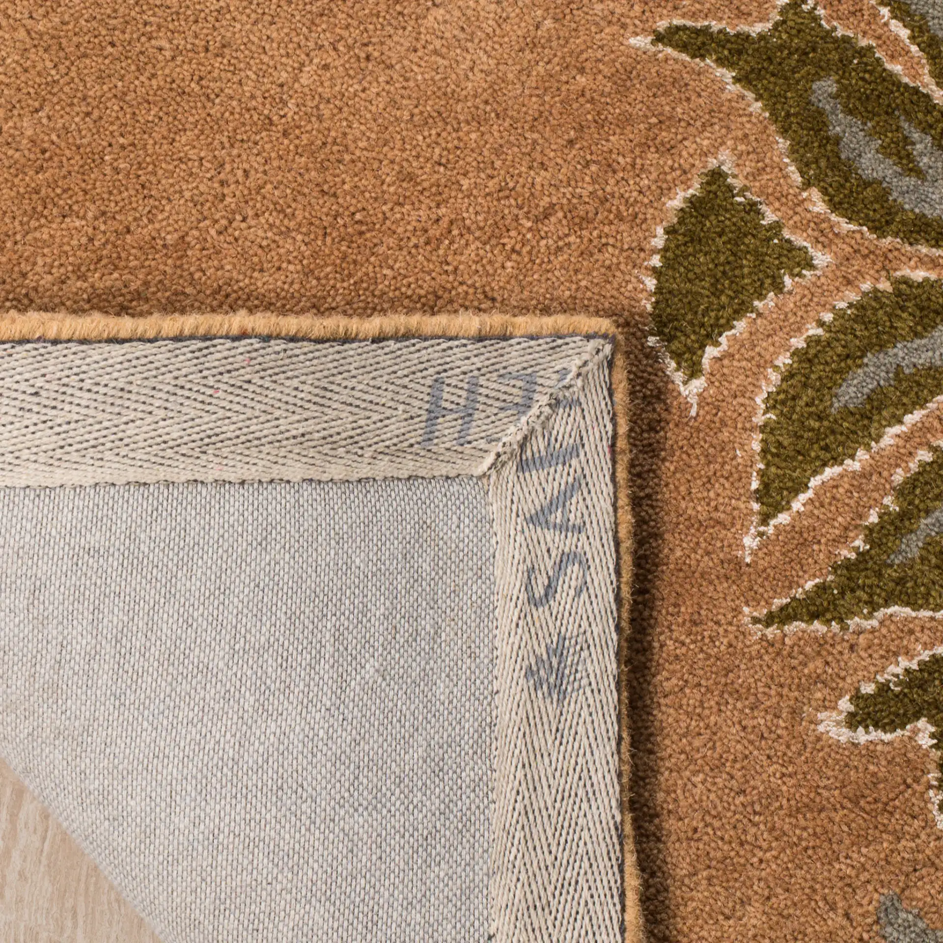 Metro Floral Hand-Tufted Wool Rug in Multicolor in a styled room