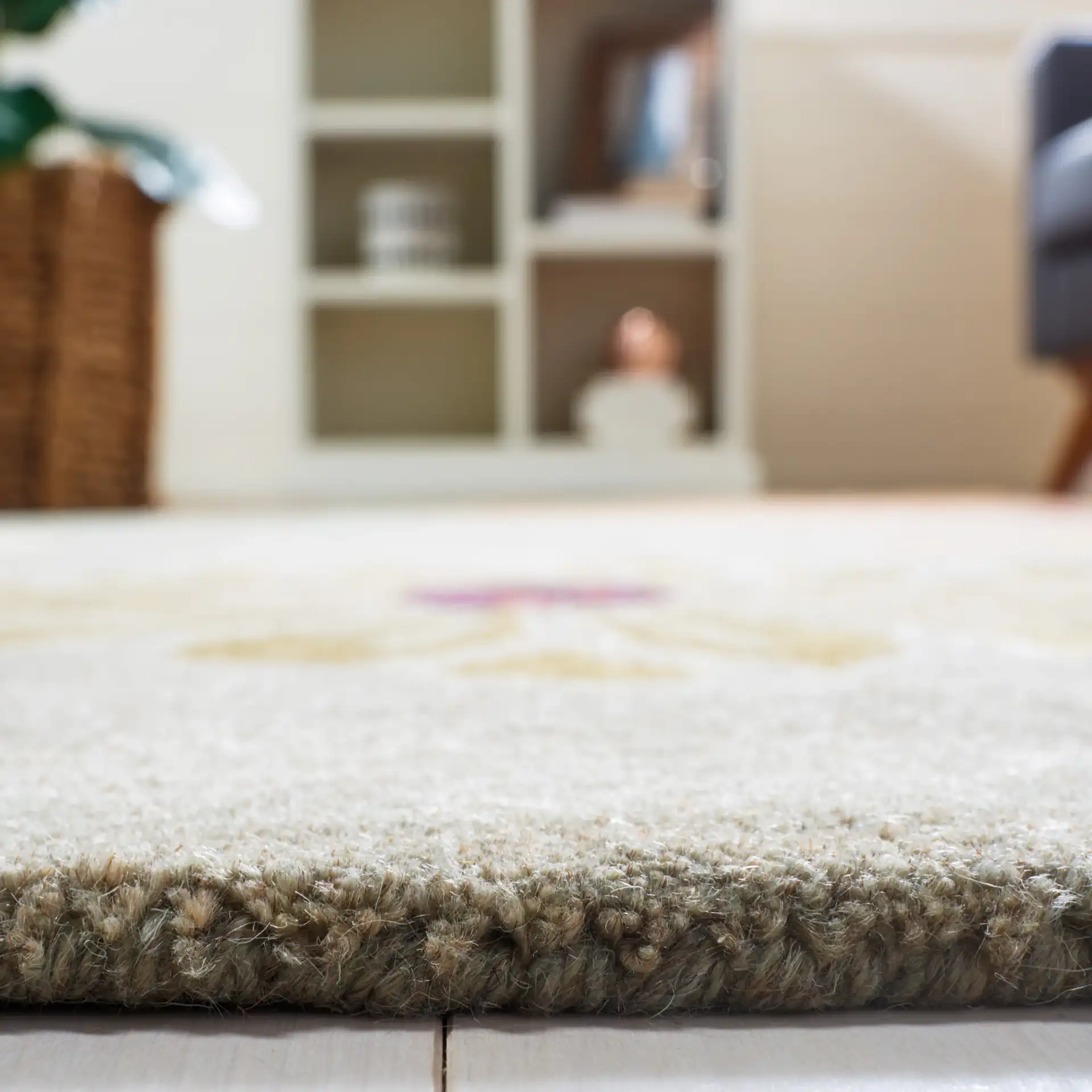 Metro Floral Hand-Tufted Wool Rug in Multicolor in a styled room