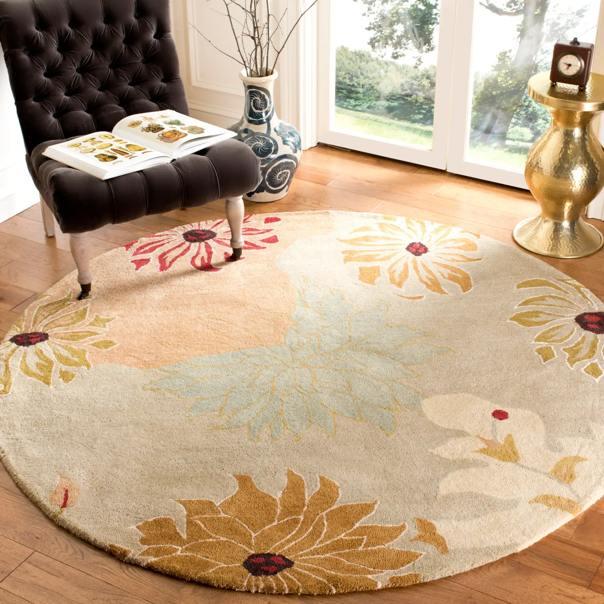 Metro Floral Hand-Tufted Wool Rug in Multicolor in a styled room