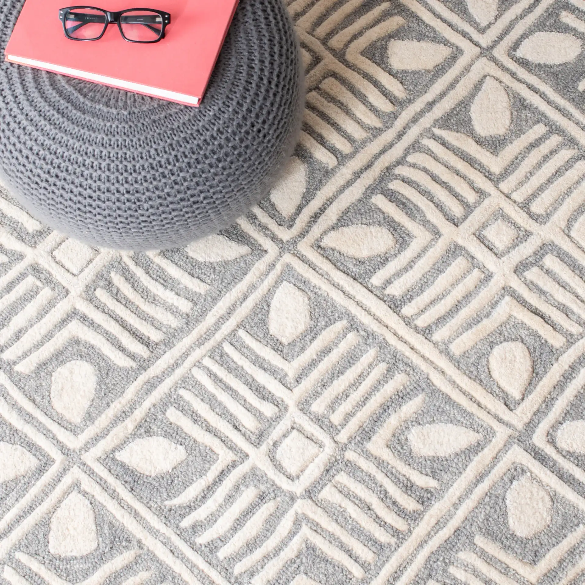Micro-Loop Diamond Grid Hand-Tufted Wool Rug in Gray / Ivory in a styled room