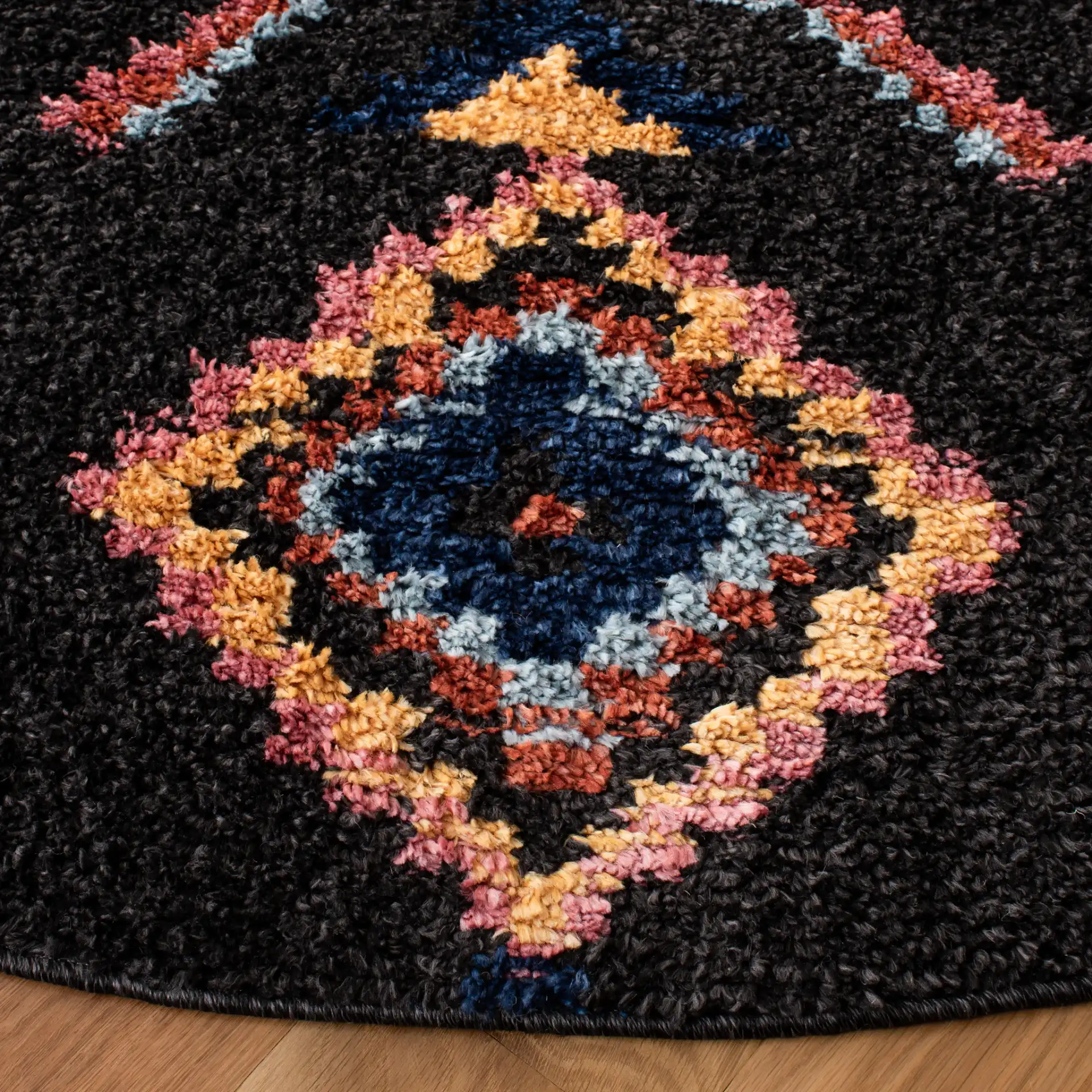 Morocco Diamond Column Shag Rug in Black / Navy in a styled room