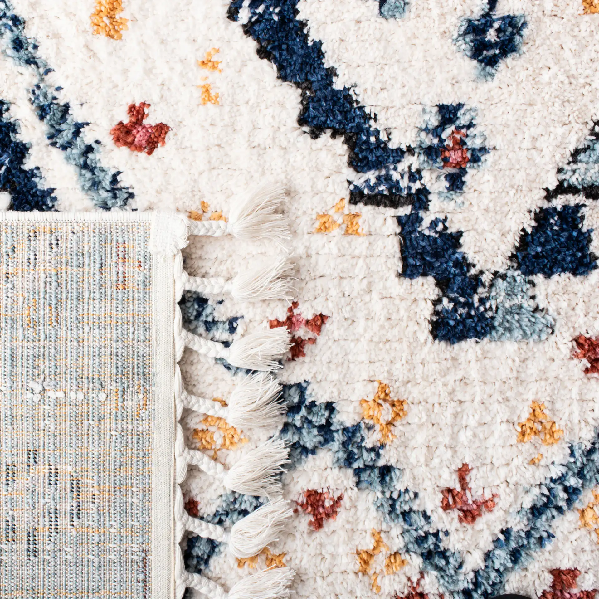 Morocco Diamond Lattice Rug in Morocco Diamond Lattice Rug in a styled room
