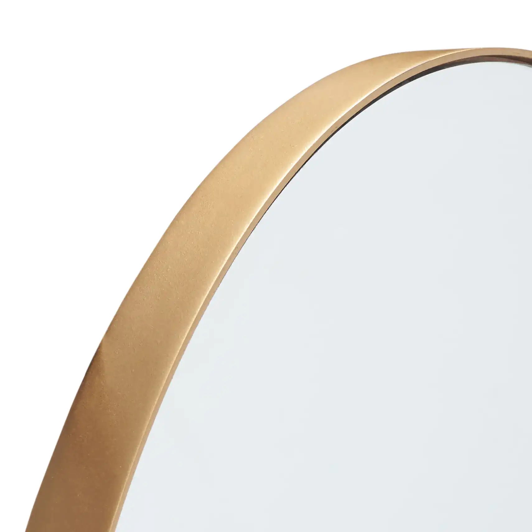 Jinla 20.25-Inch Mirror in Gold in a styled room