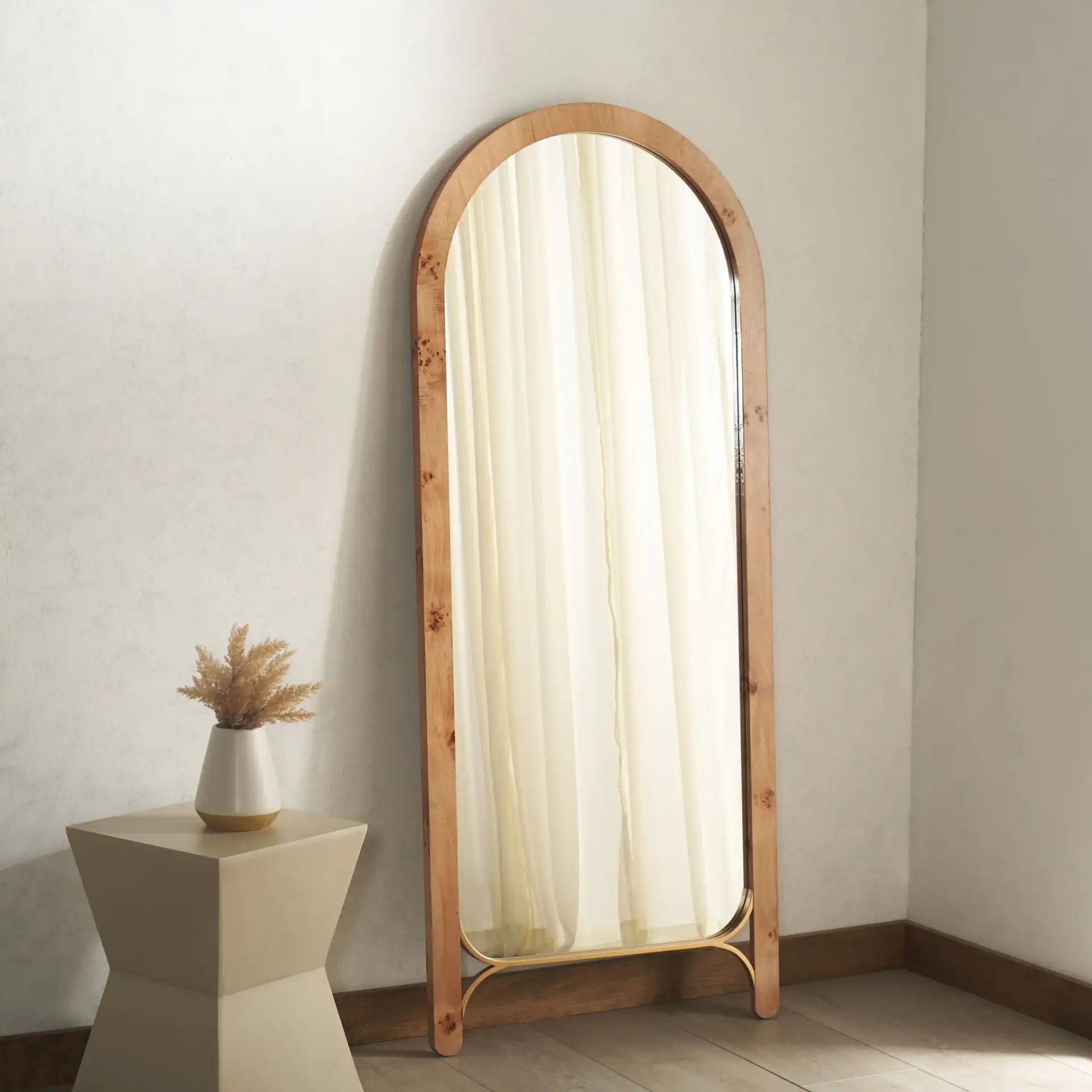 Kuo 26-Inch Mirror in Natural / Light Natural in a styled room