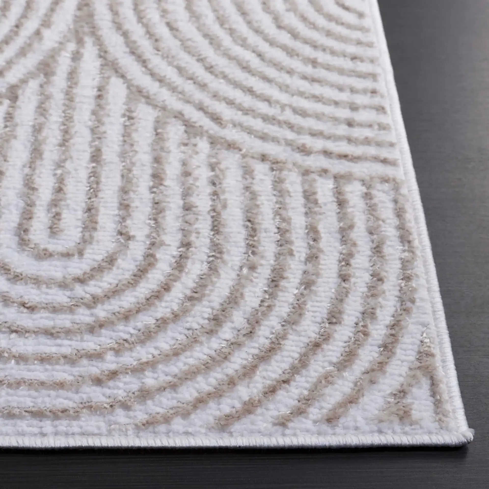 Maya Concentric Arch Rug in Ivory / Beige in a styled room