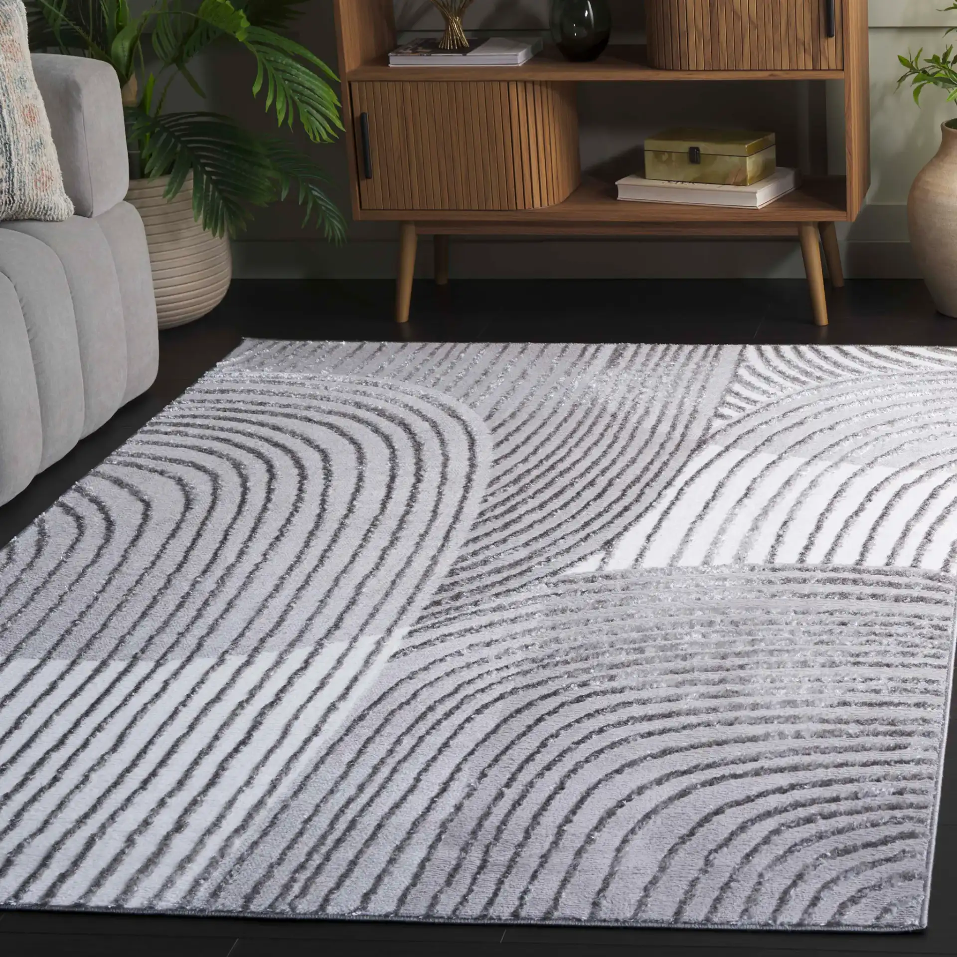 Maya Curved Stripe Rug in Ivory / Gray in a styled room