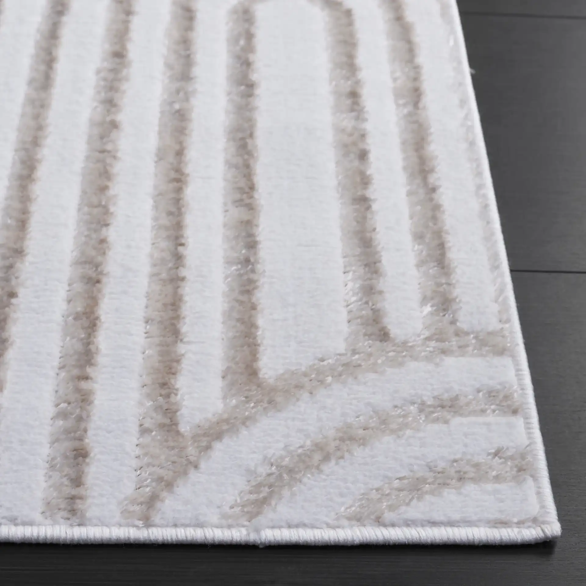 Maya Linear Arch Rug in Ivory in a styled room