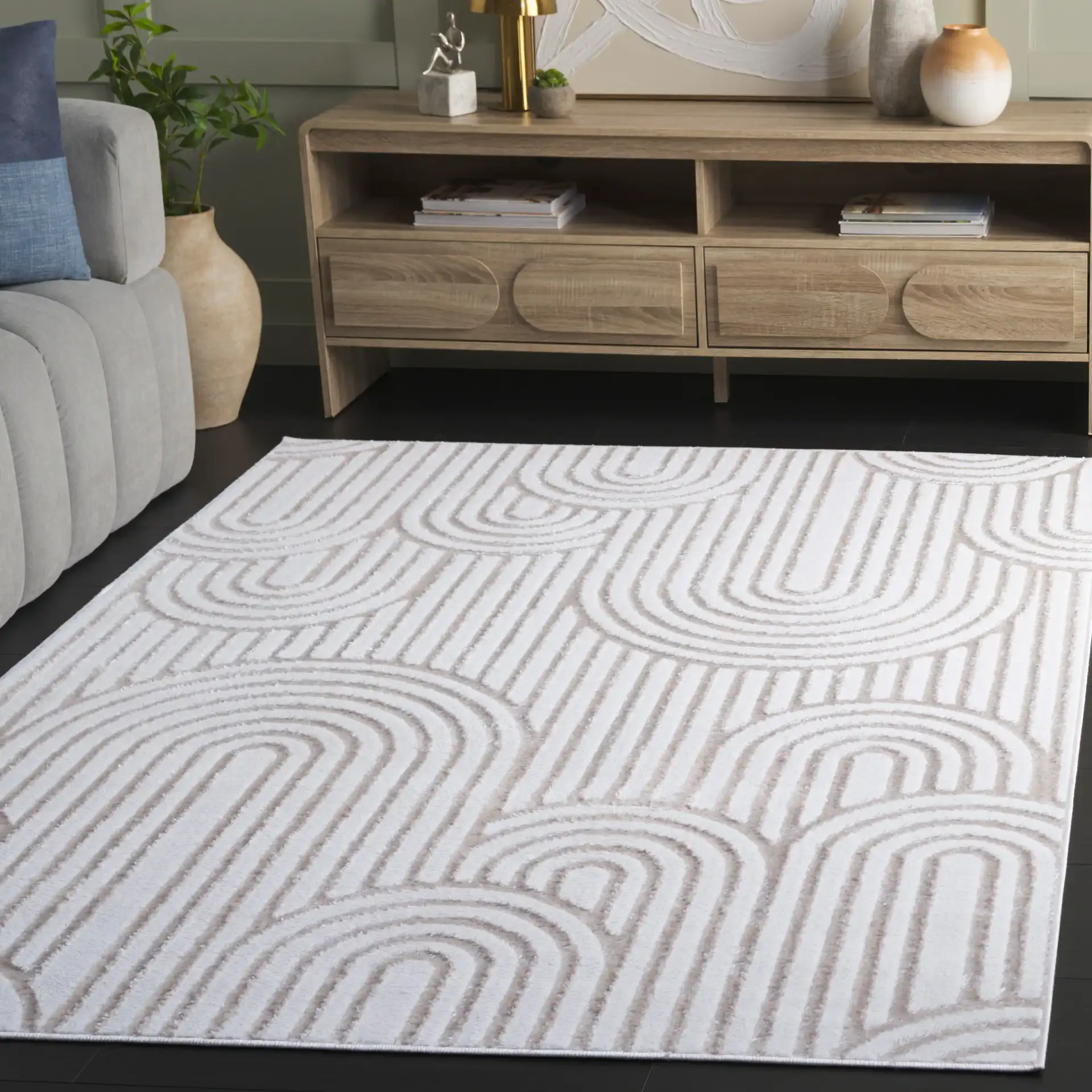 Maya Linear Arch Rug in Ivory in a styled room