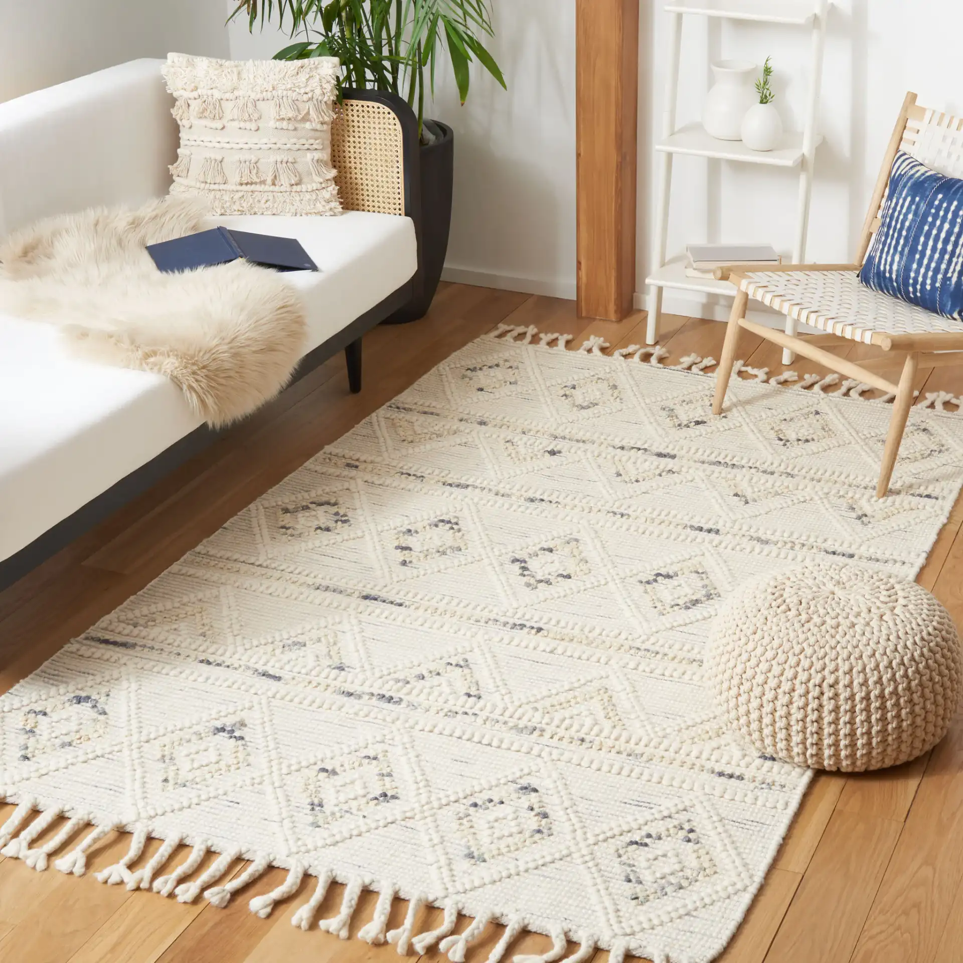 Natura Diamond Banded Hand-Loomed Rug in Ivory / Gray in a styled room