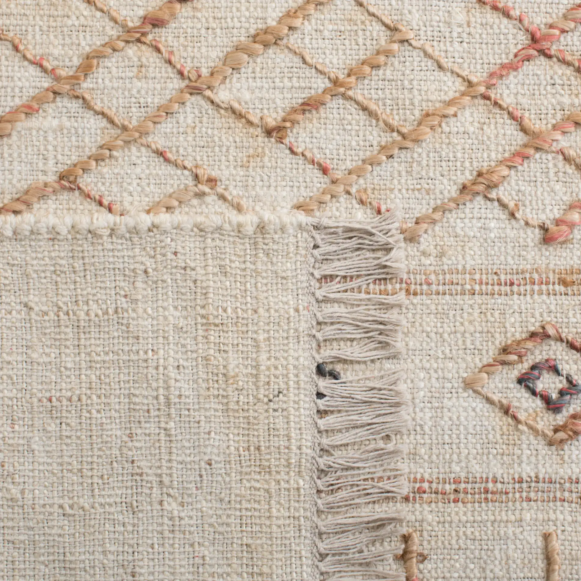 Natural Fiber Diamond Banded Hand-Loomed Jute Rug in Natural / Ivory in a styled room