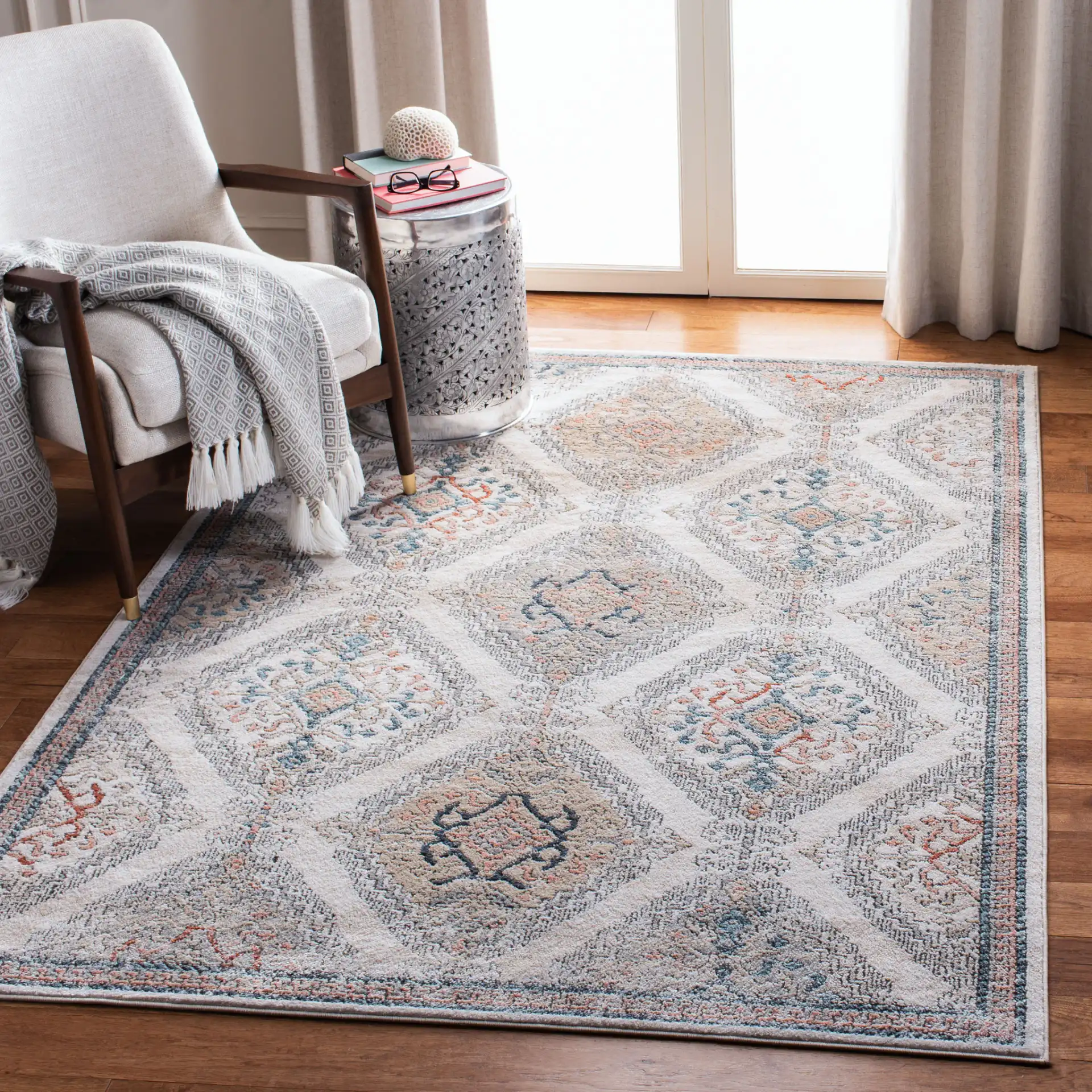 Oregon Tribal Diamond Rug in Gray / Ivory in a styled room