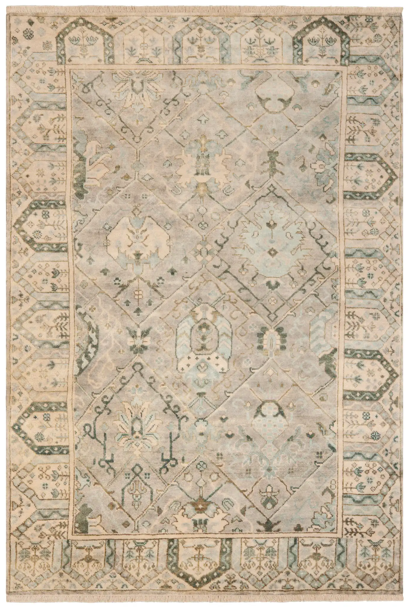 Oushak Diamond Lattice Hand-Knotted Wool Rug in Gray / Ivory