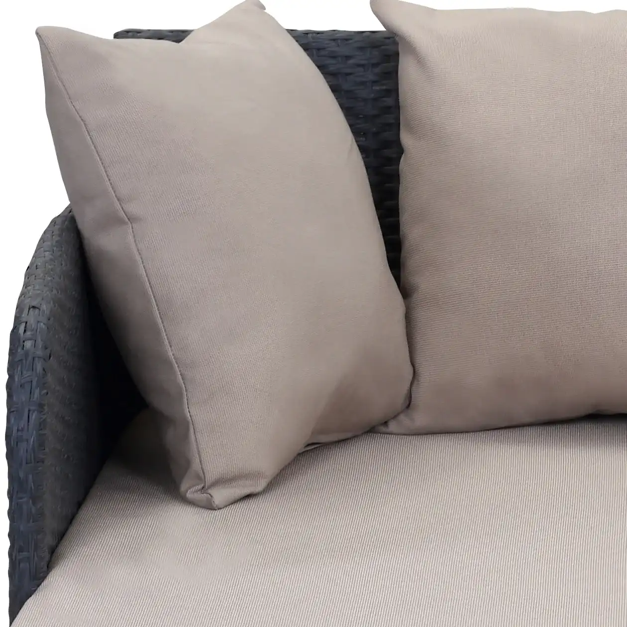 August Daybed in Titanium / Sand, detail view