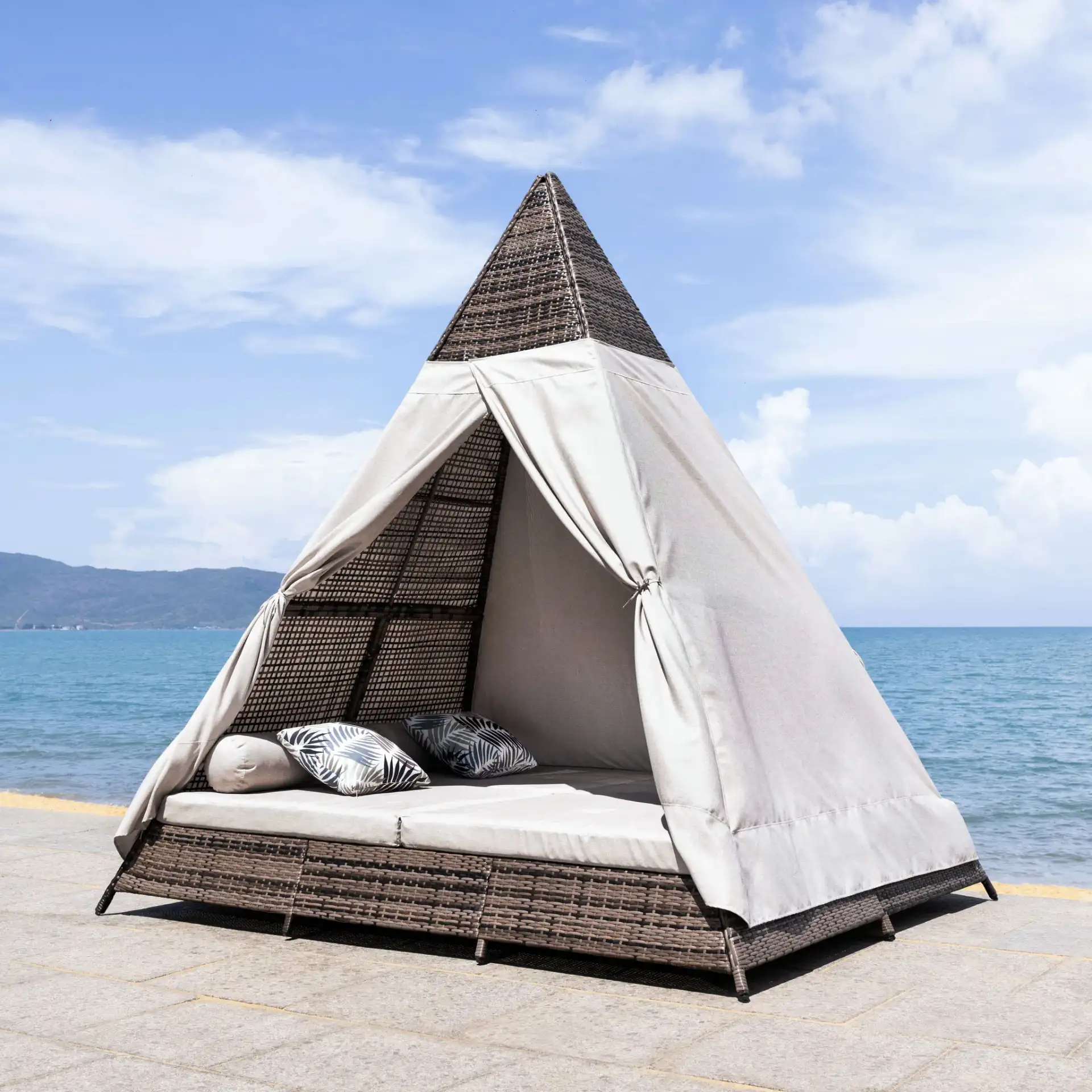 Bongo Daybed in Gray Brown / Light Gray in a styled room