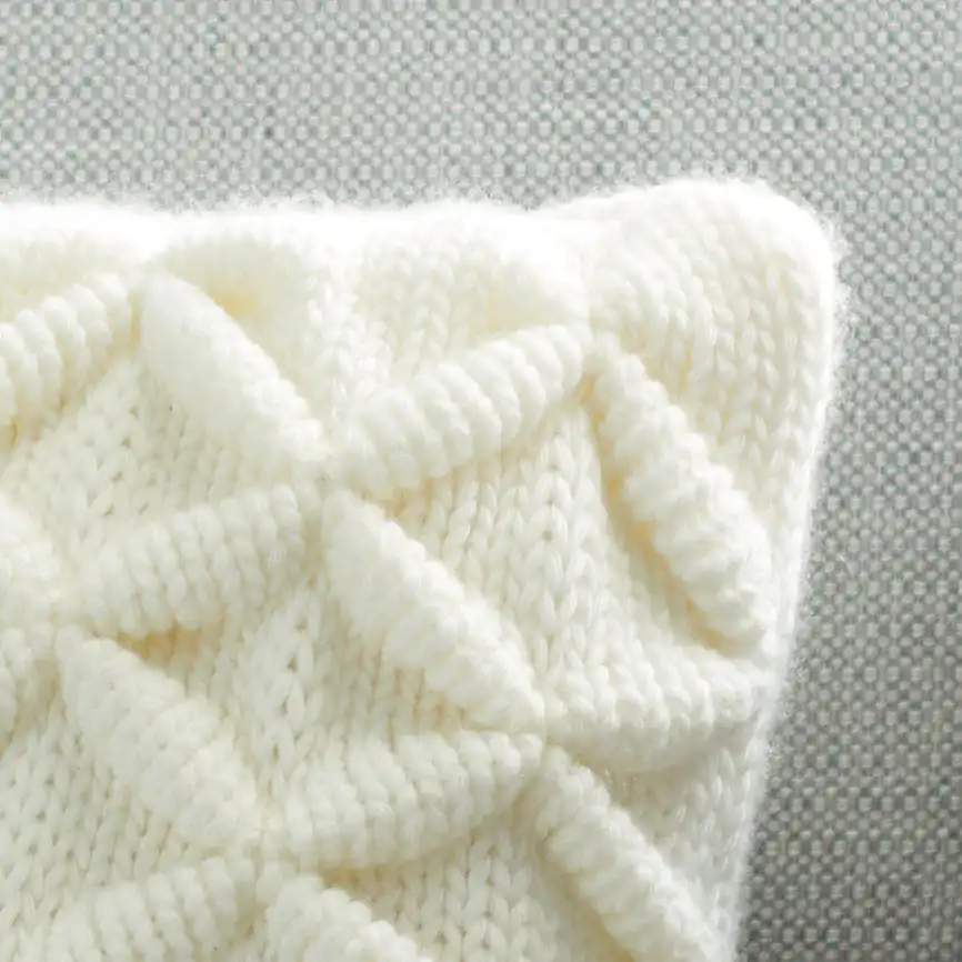 3D-Diamond Pillow in Ivory in a styled room