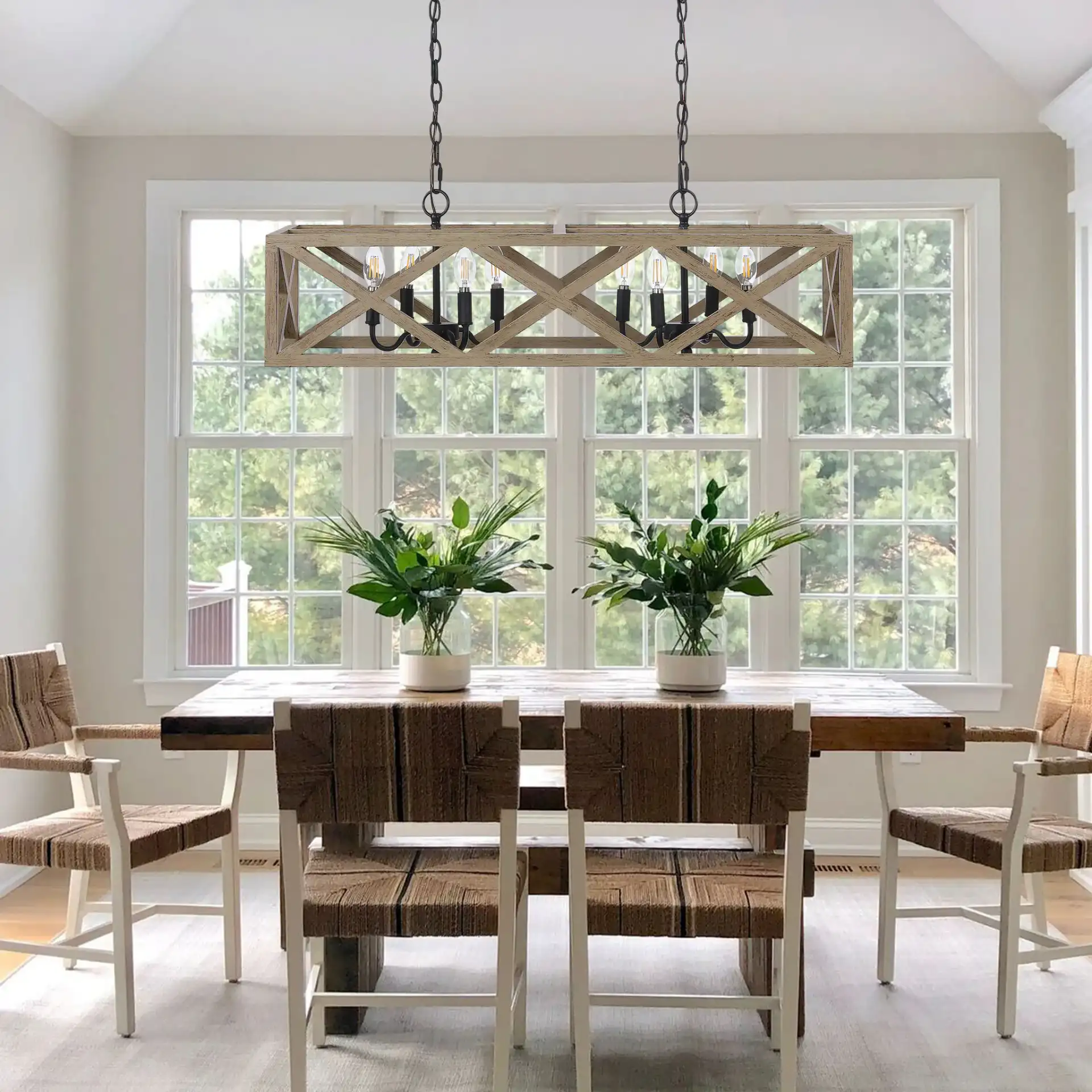 Quentin Eight-Light Pendant in Black, detail view
