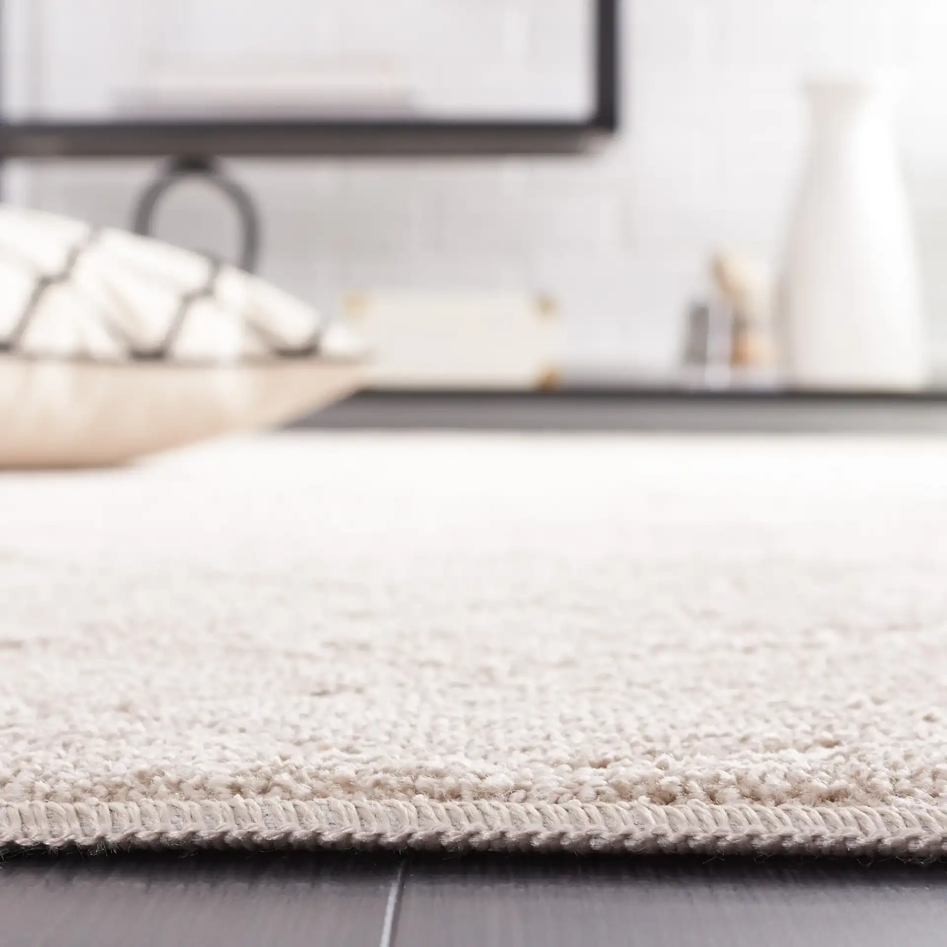 Pattern & Solid Pattern And Solid Trellis Rug in Beige in a styled room