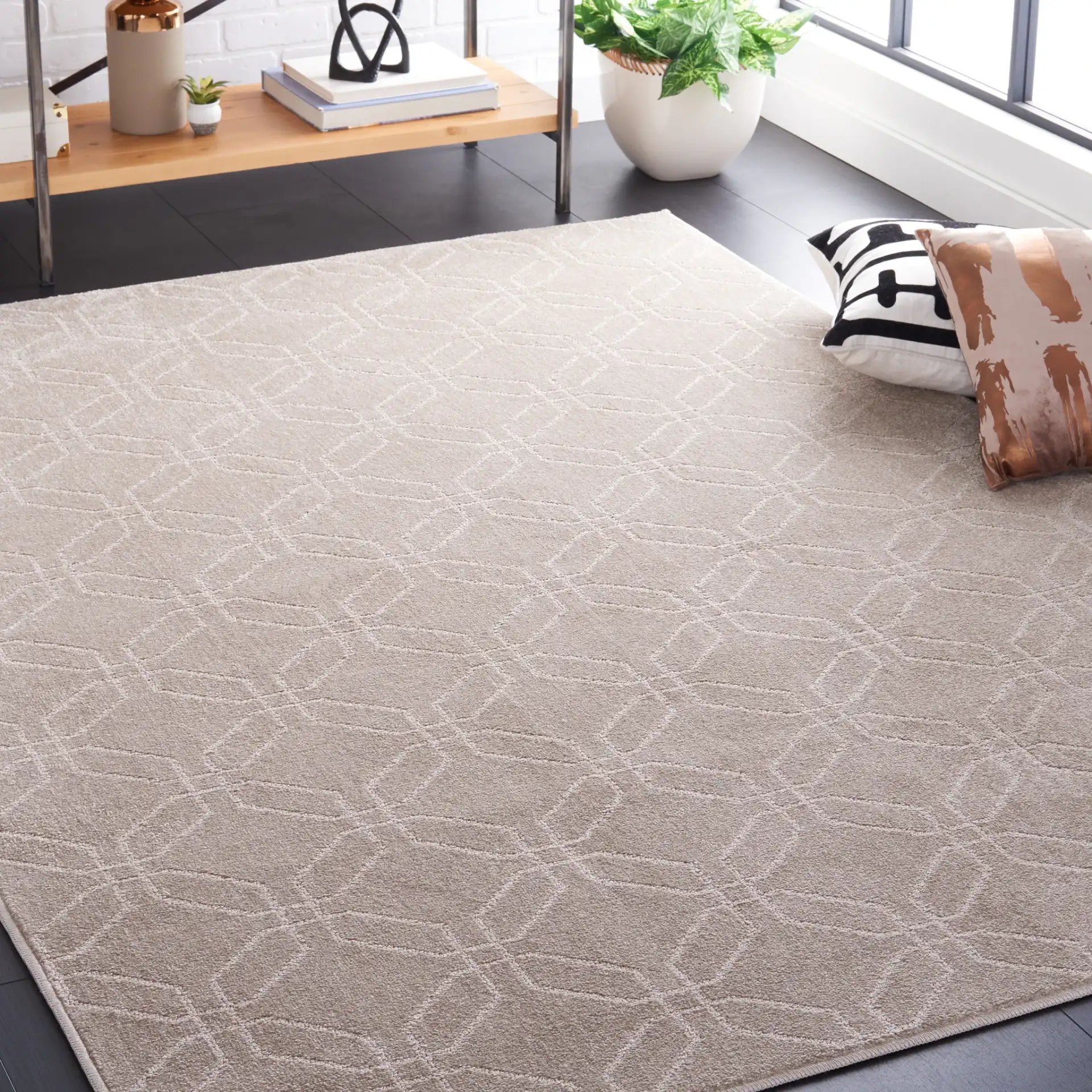 Pattern & Solid Pattern And Solid Interlocking Lattice Rug in Beige in a styled room