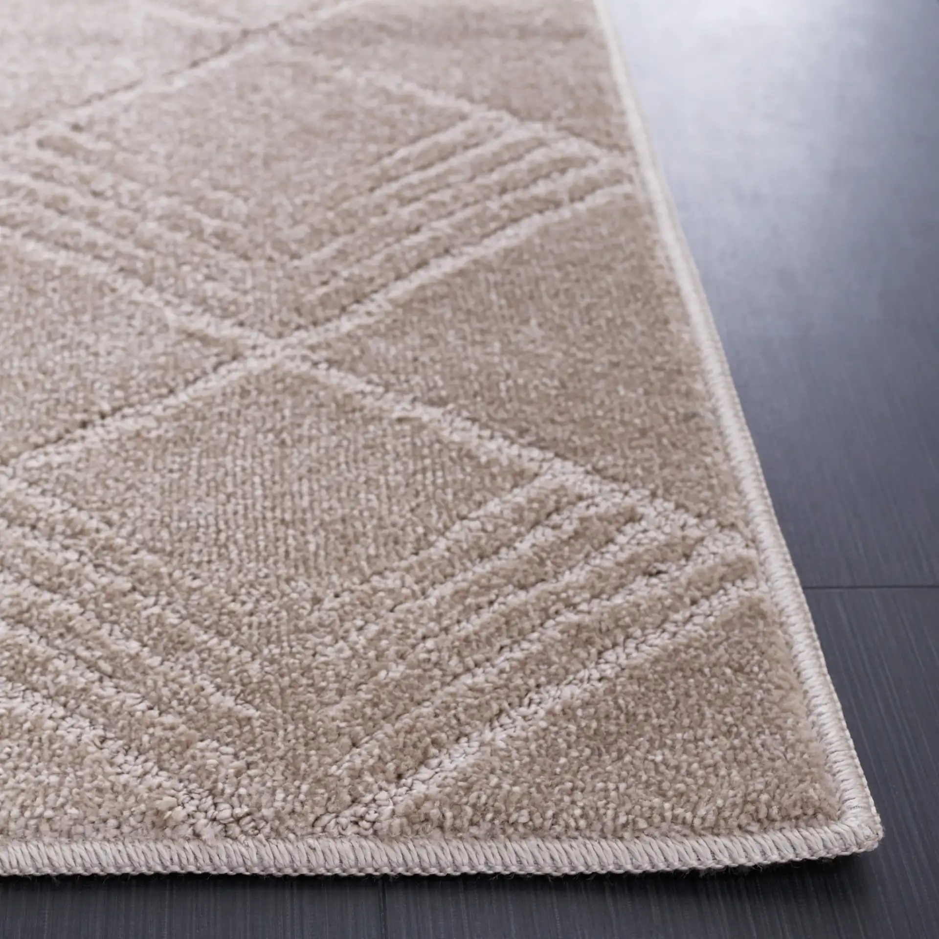 Pattern & Solid Pattern And Solid Diamond Grid Rug in Beige in a styled room