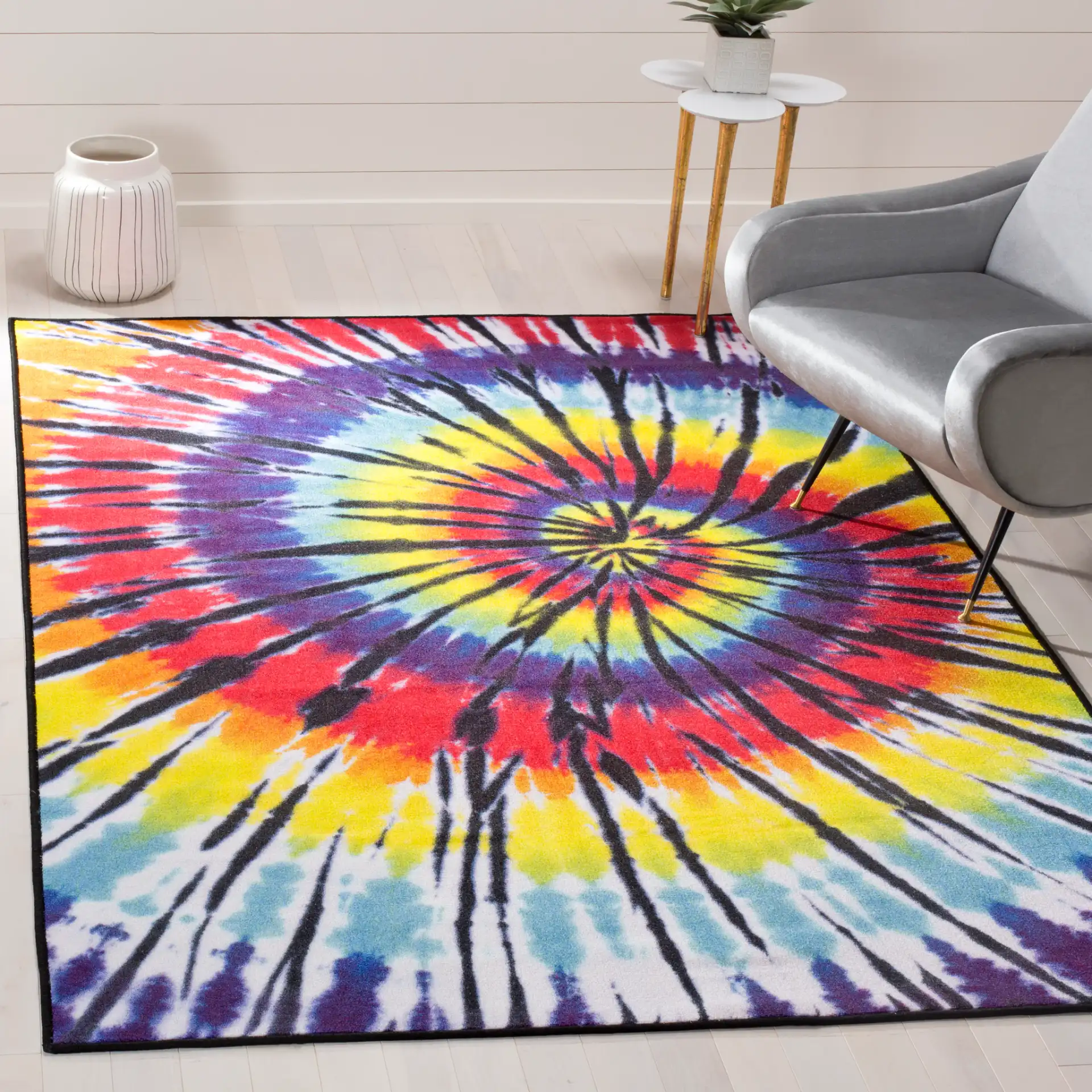 Paint Brush Tie-Dye Washable Rug in Fuchsia / Yellow in a styled room