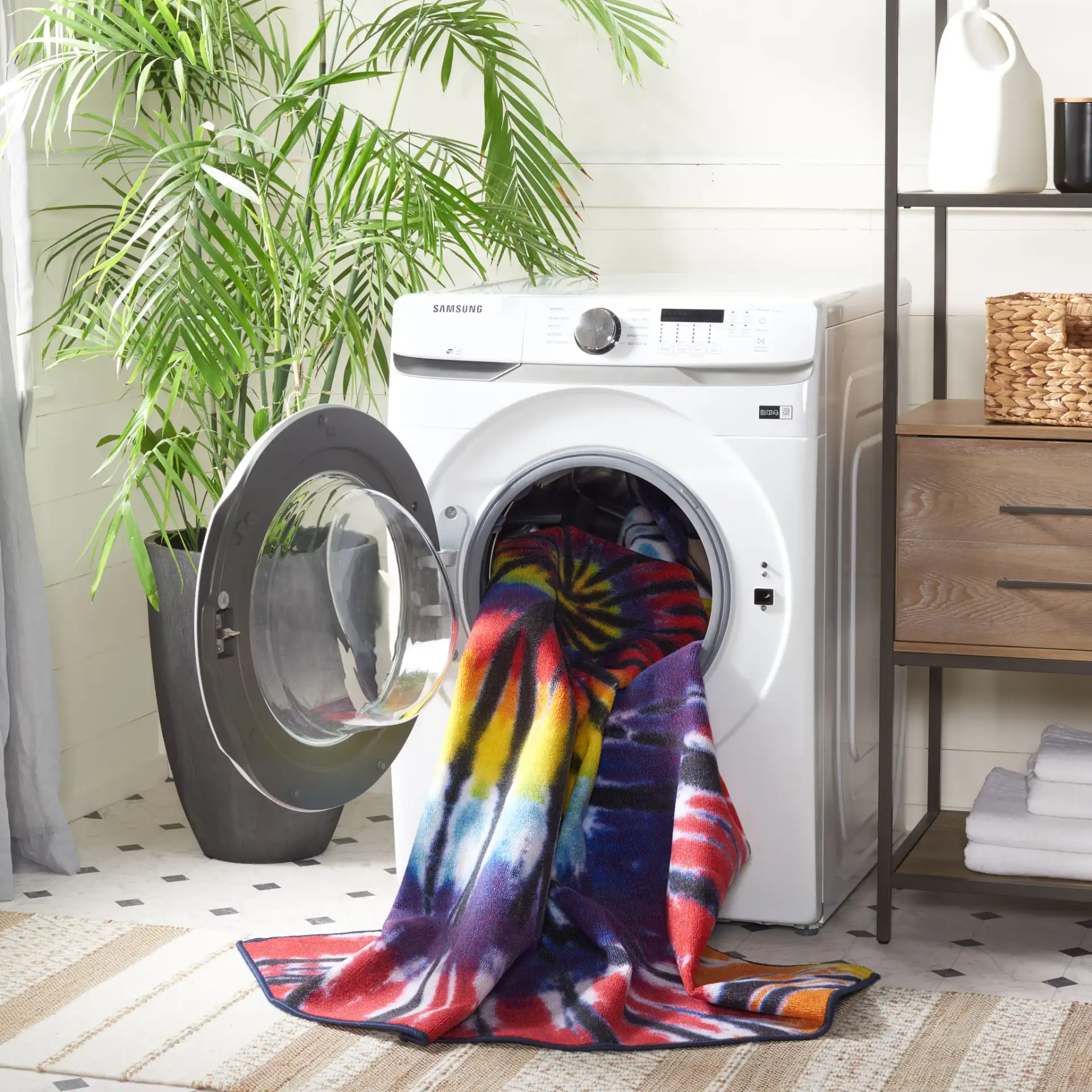 Paint Brush Tie-Dye Washable Rug in Fuchsia / Yellow in a styled room