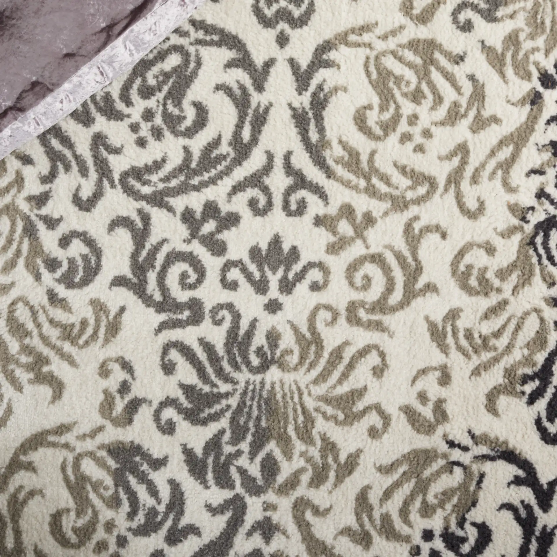 Pyramid Damask Rug in Ivory Gray / Charcoal in a styled room