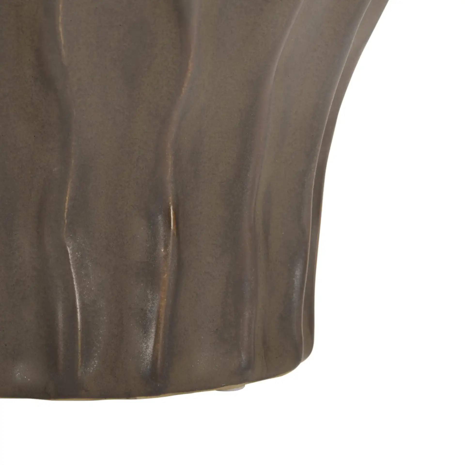 Choka Wavy Vase (Set Of 2) in Brown, detail view