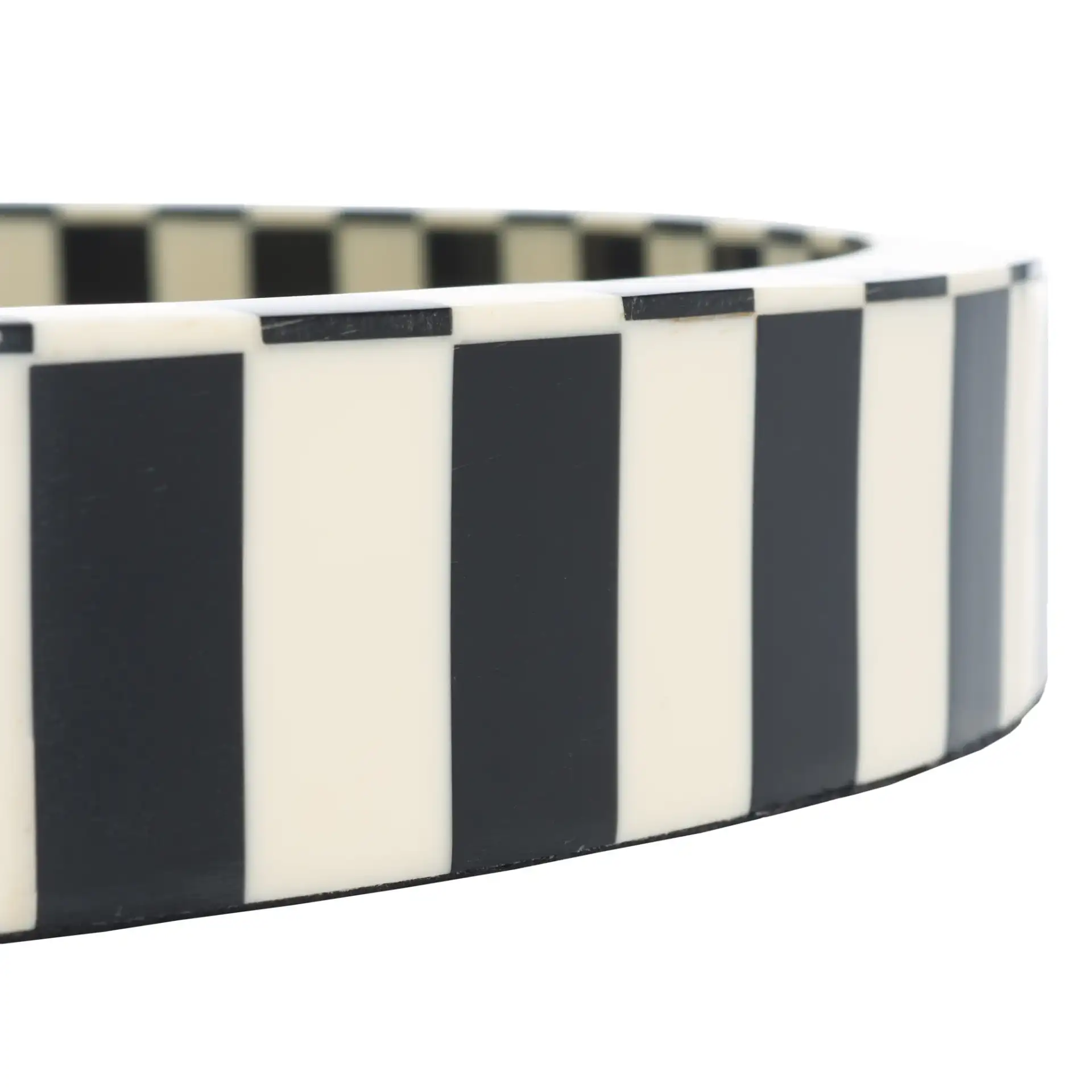 Charli Tray in Black / Ivory, detail view