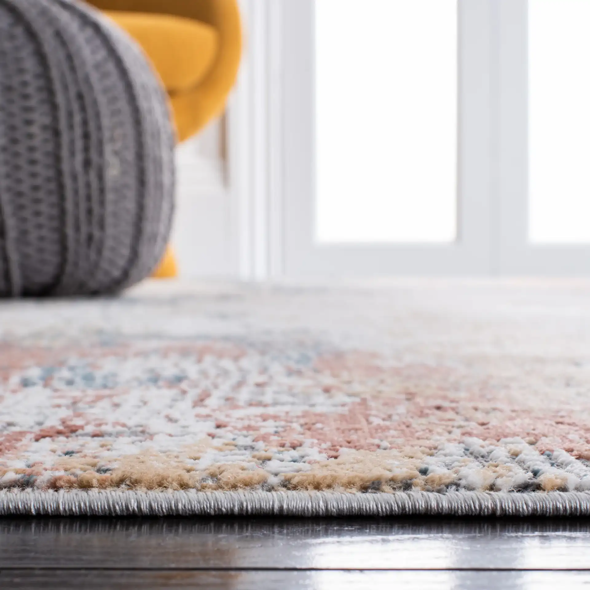 Reflection Modern Abstract Rug in Gray / Blue in a styled room