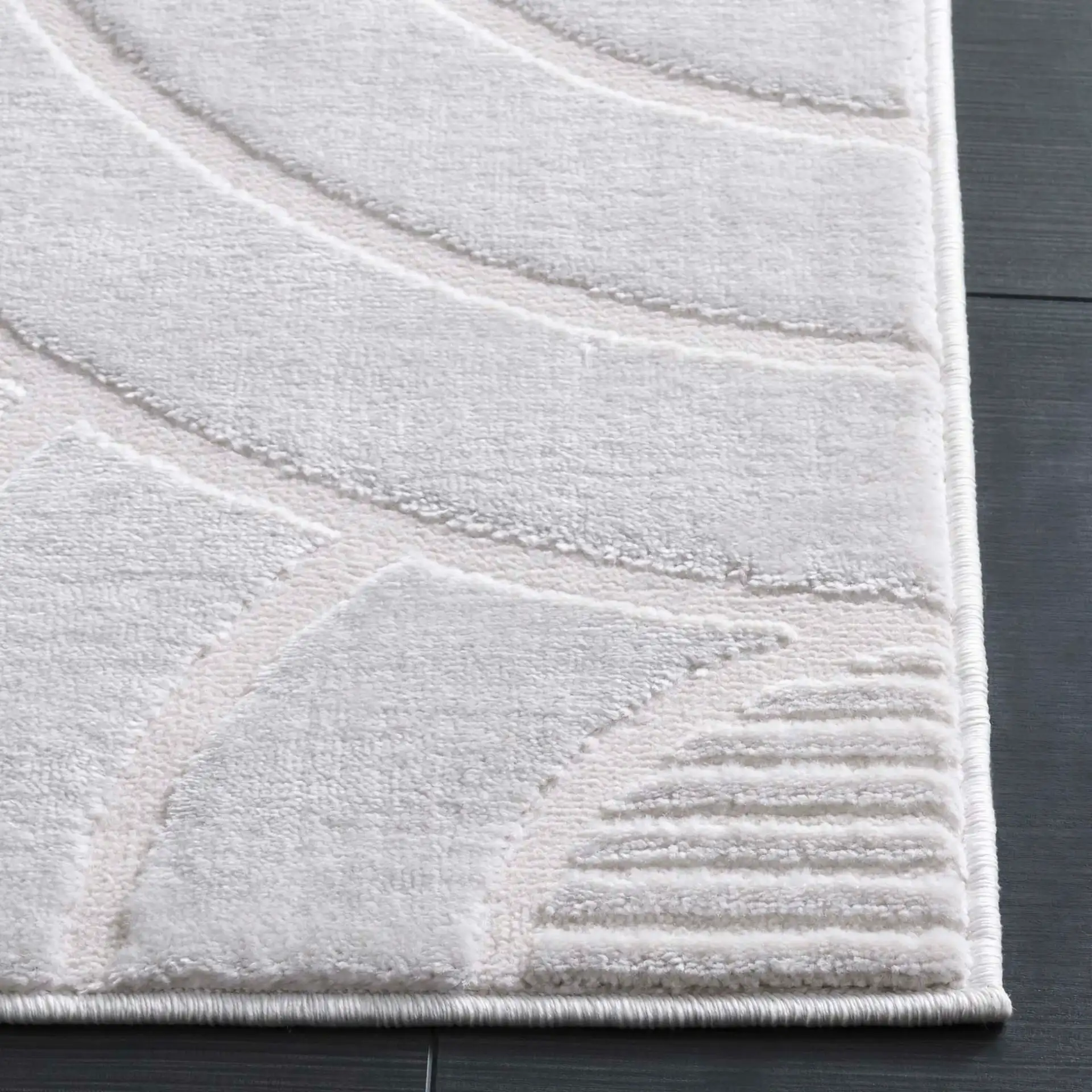 Saylor Arch Rug in Ivory in a styled room